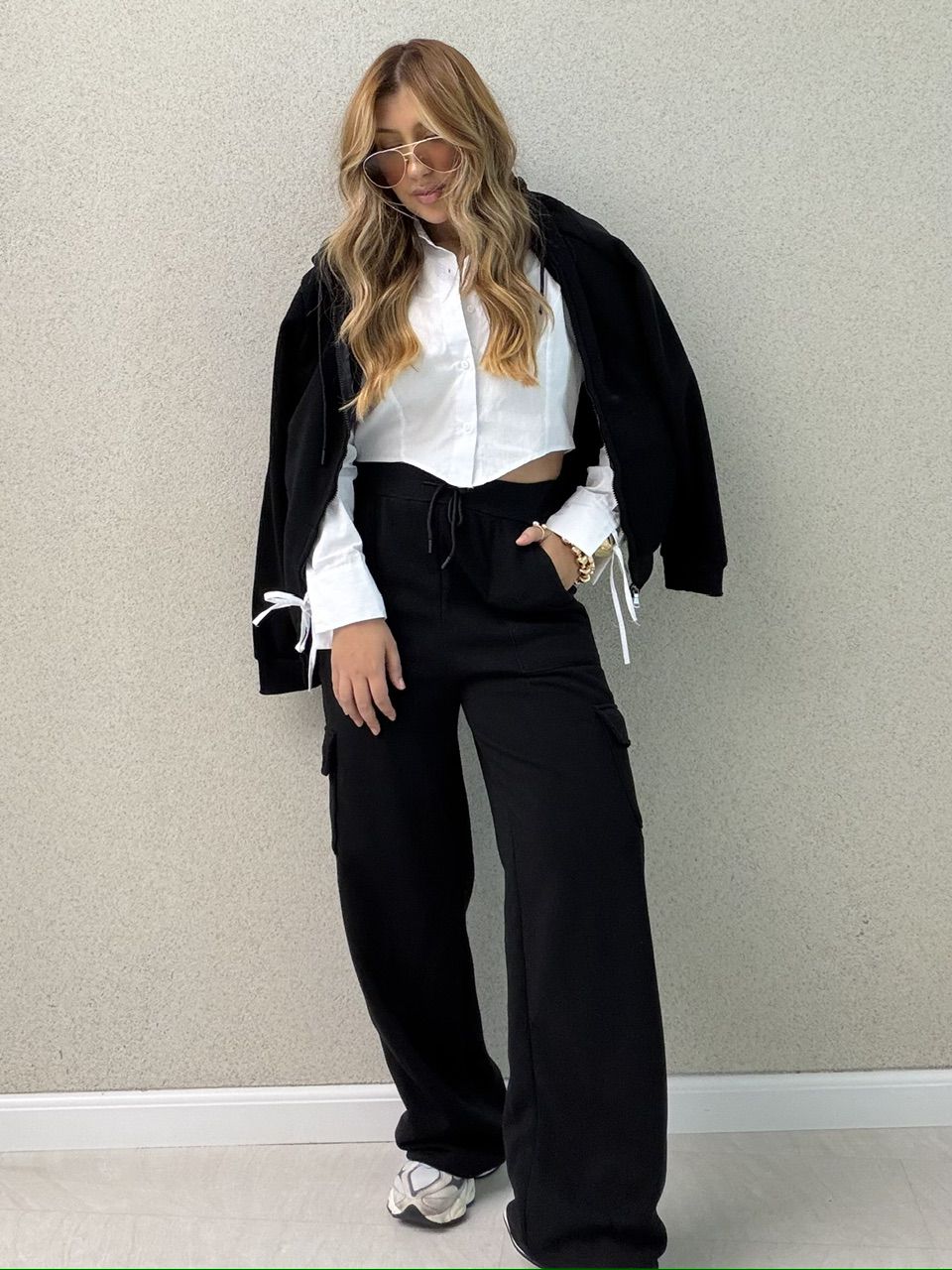 CONJUNTO ELEONORA MOLETOM PRETO