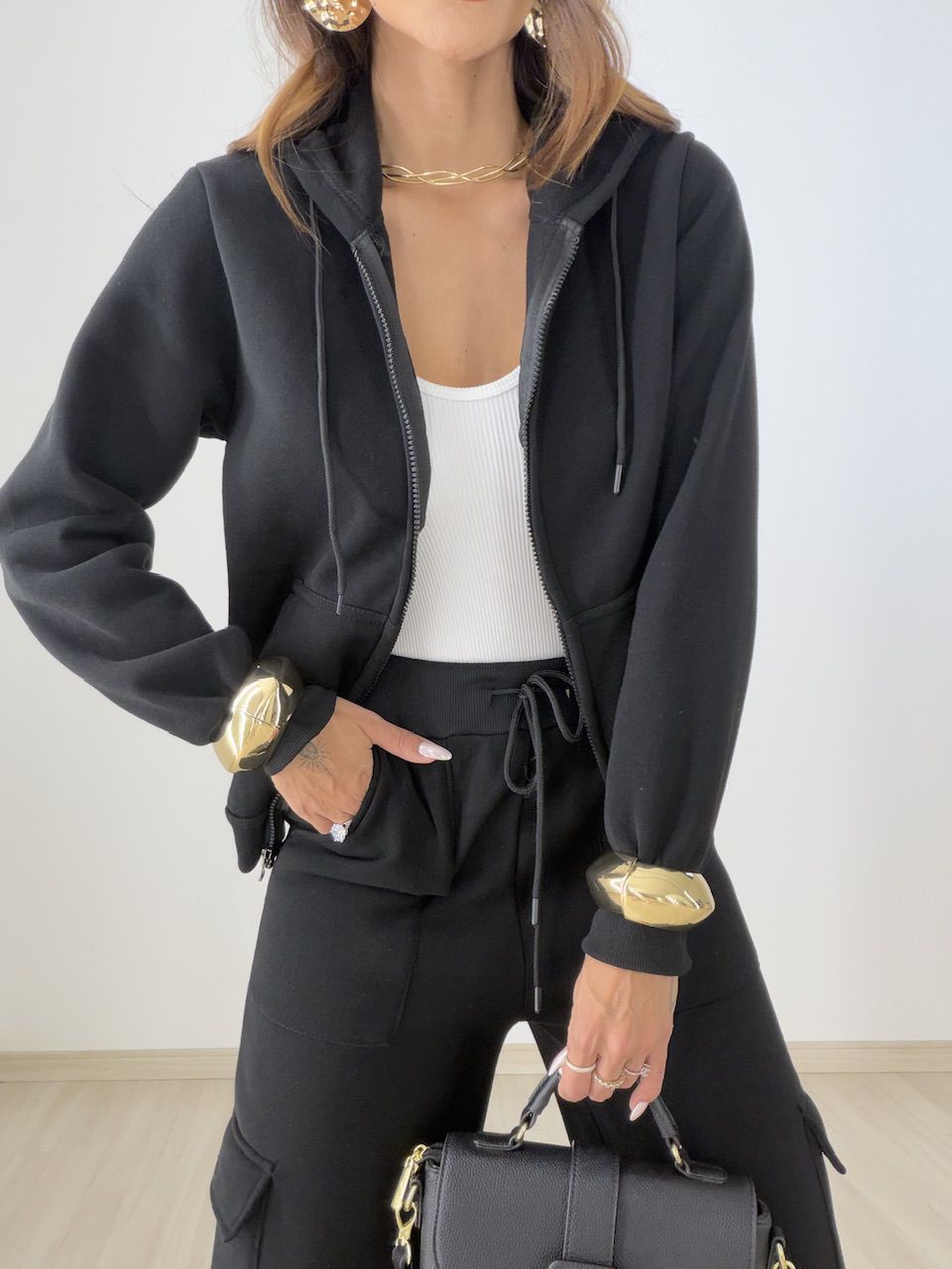 CONJUNTO ELEONORA MOLETOM PRETO