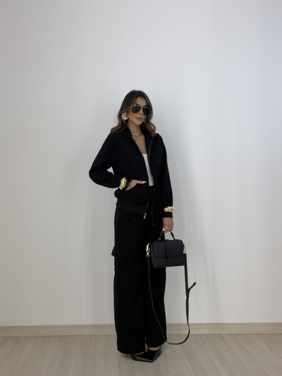 CONJUNTO ELEONORA MOLETOM PRETO