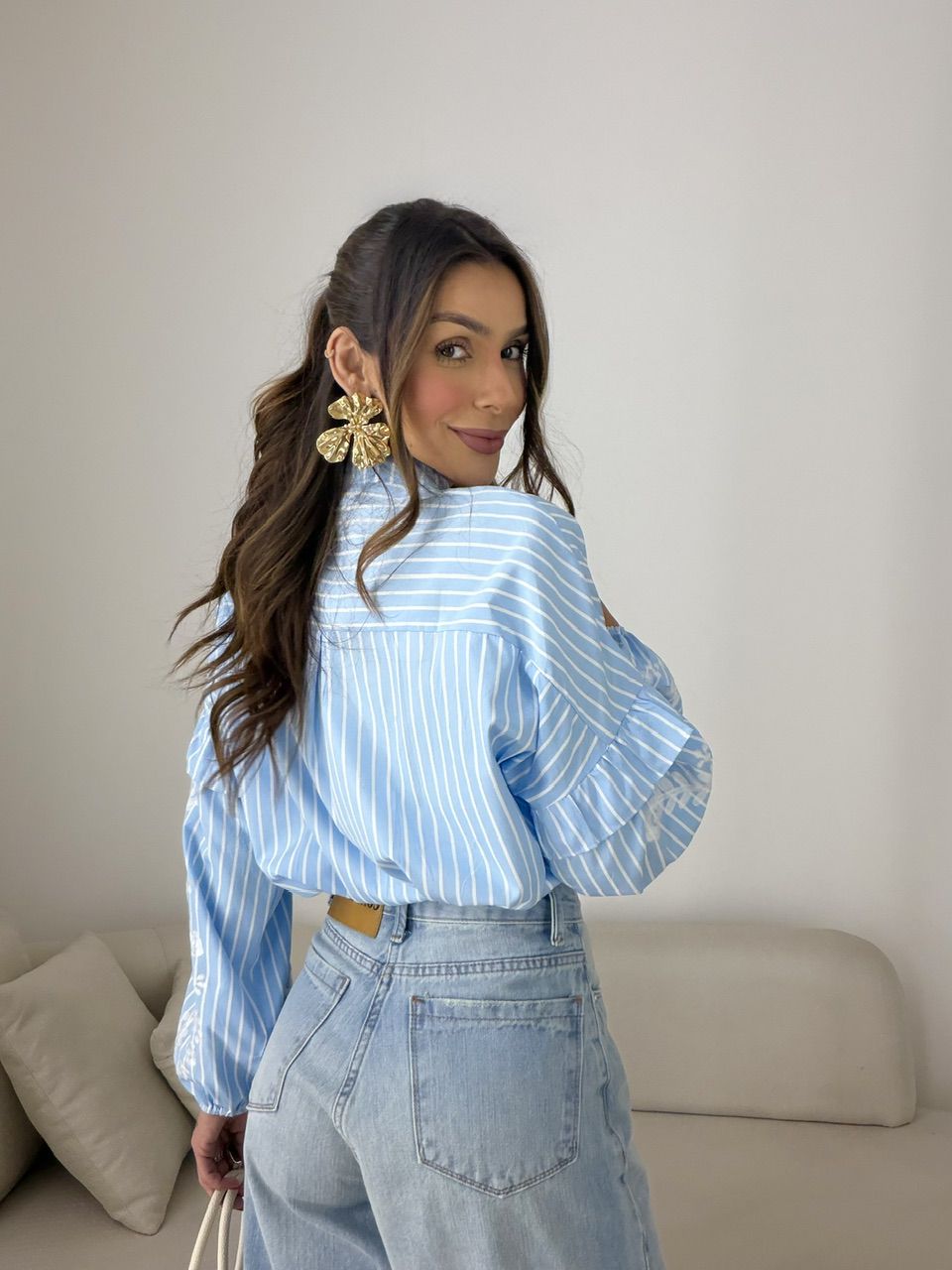 CAMISA BETTY BORDADA LISTRAS AZUL