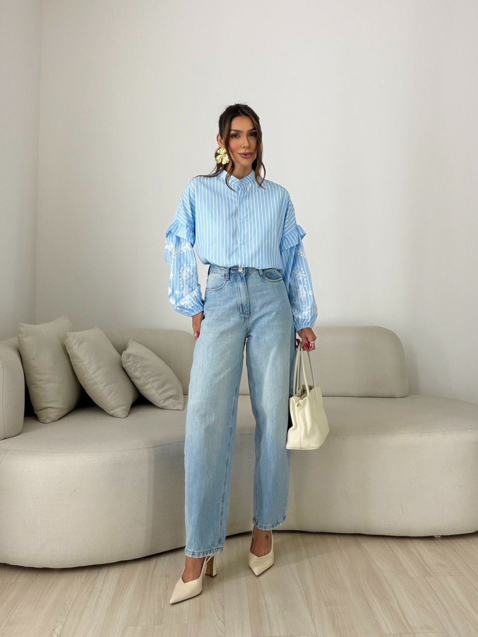 CAMISA BETTY BORDADA LISTRAS AZUL