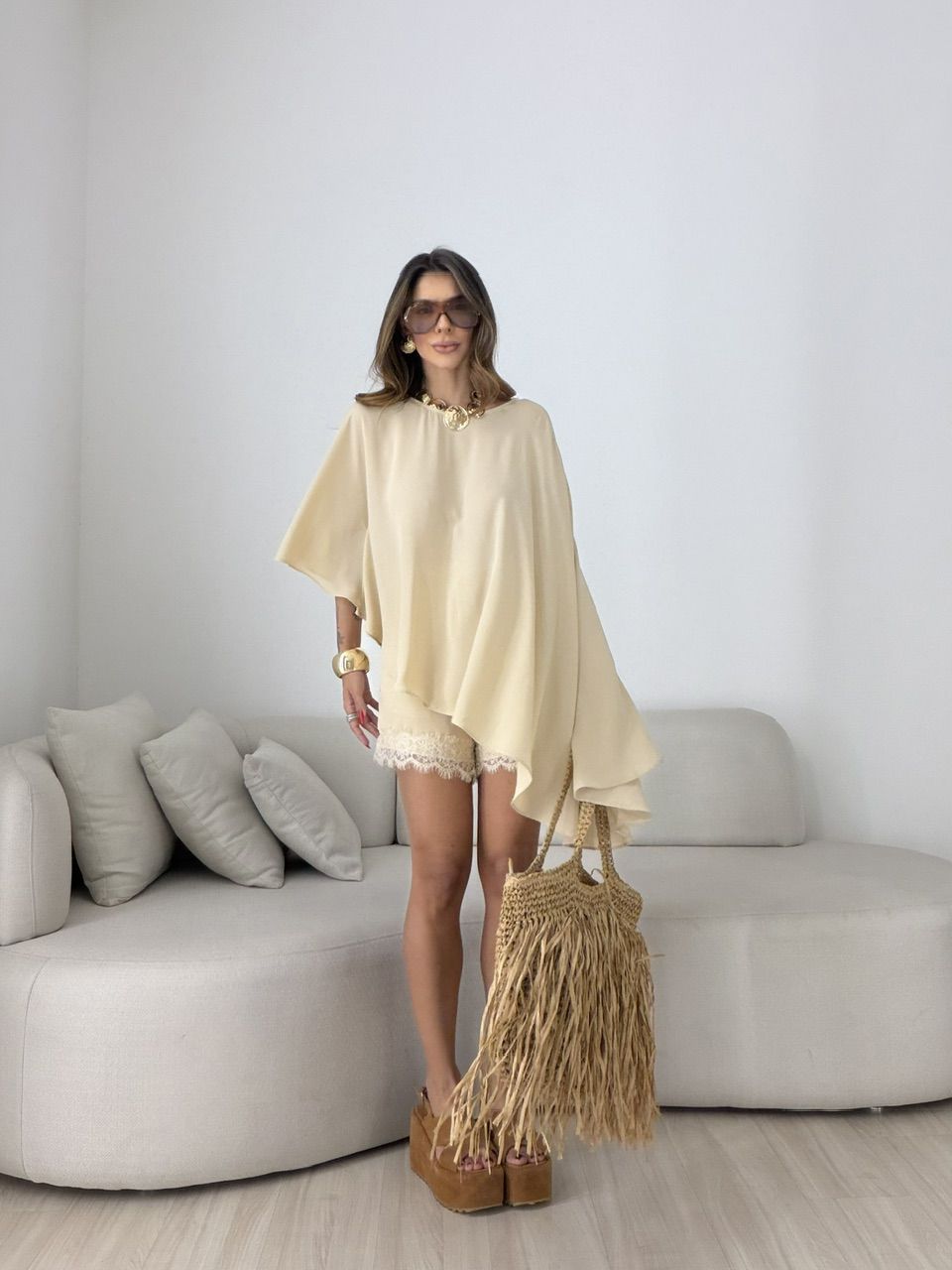 CONJUNTO MATILDA BLUSA ASSIMÉTRICA AREIA