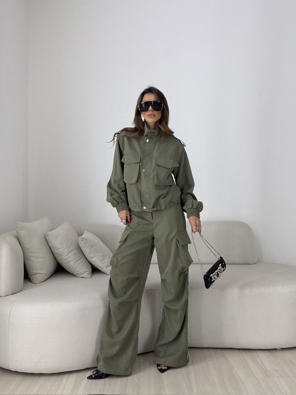 CONJUNTO VÂNIA CARGO VERDE OLIVA - 0079830008 - CAROLLA FERRARO