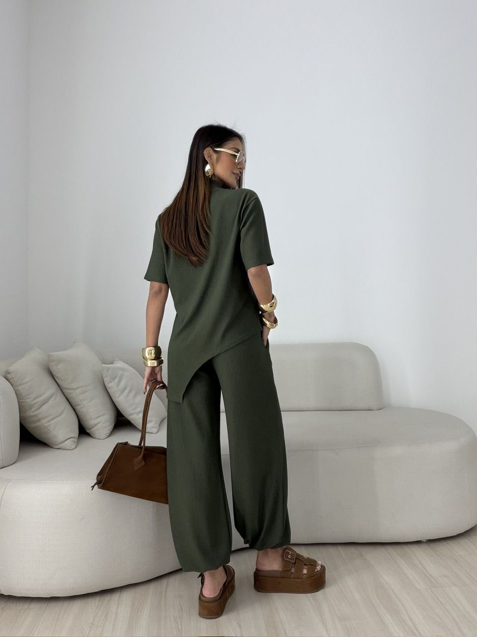 CONJUNTO ZOE ASSIMÉTRICO VERDE