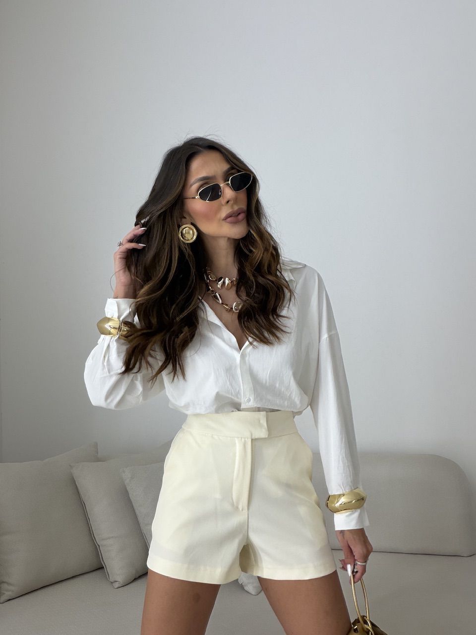SHORT REBECA ALFAIATARIA creme