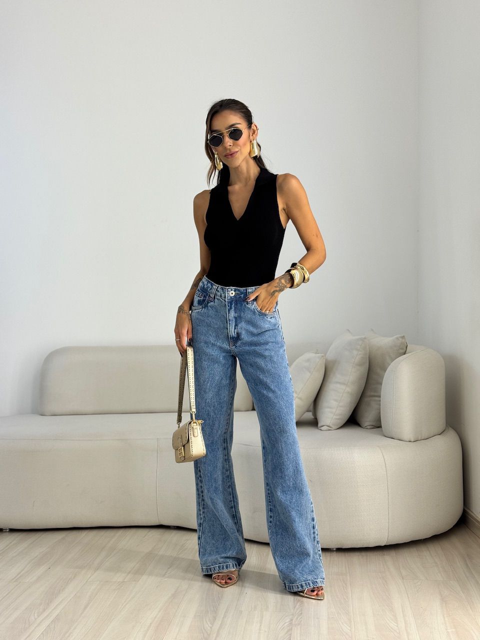 BLUSA GABRIELA GOLA PRETA