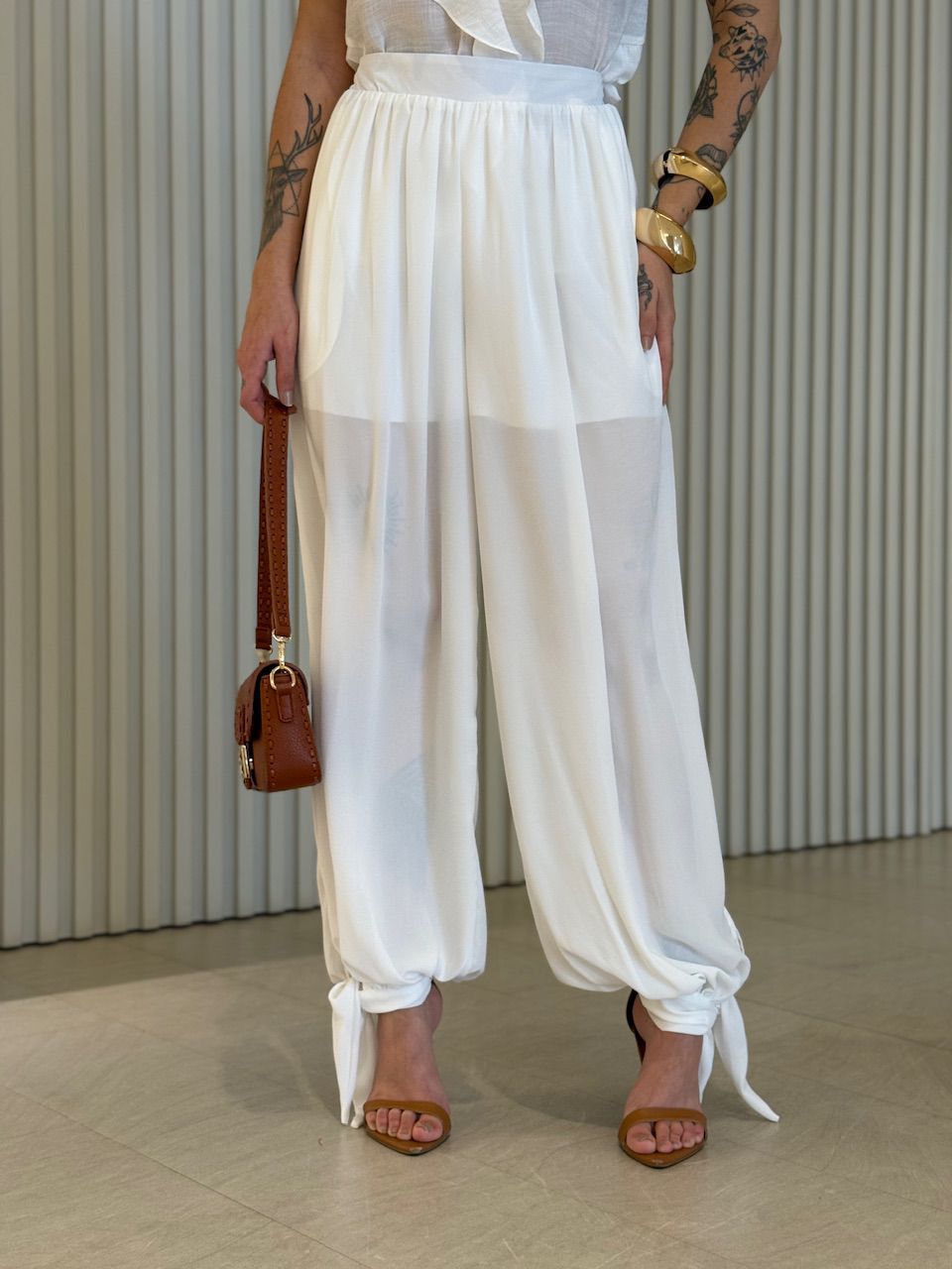 CALÇA JASMINE ALADIM OFF - 0072200326 - CAROLLA FERRARO