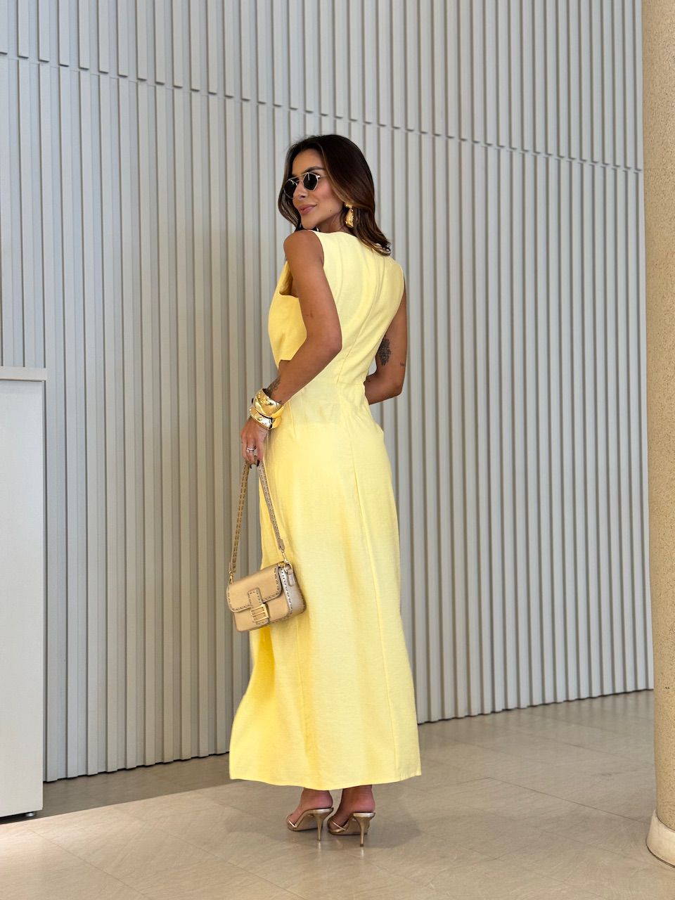 VESTIDO DANIELA FENDA AMARELO