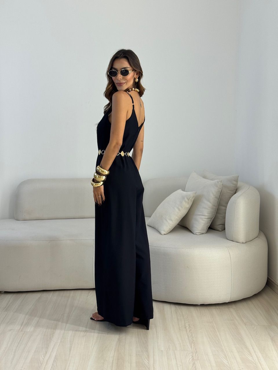 MACACÃO ANITA ALÇA PRETO