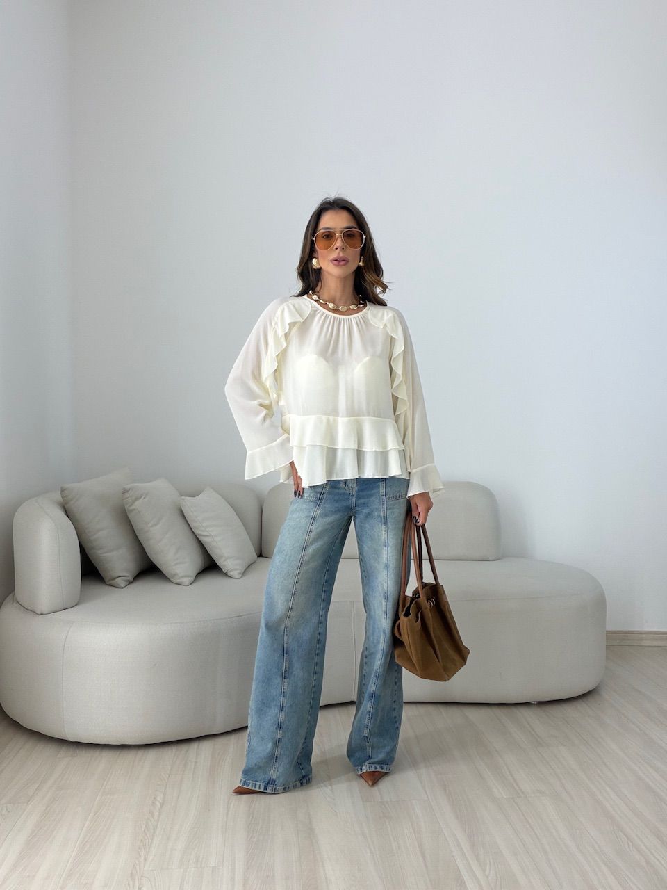 BATA ANA FLÁVIA PEPLUM AREIA