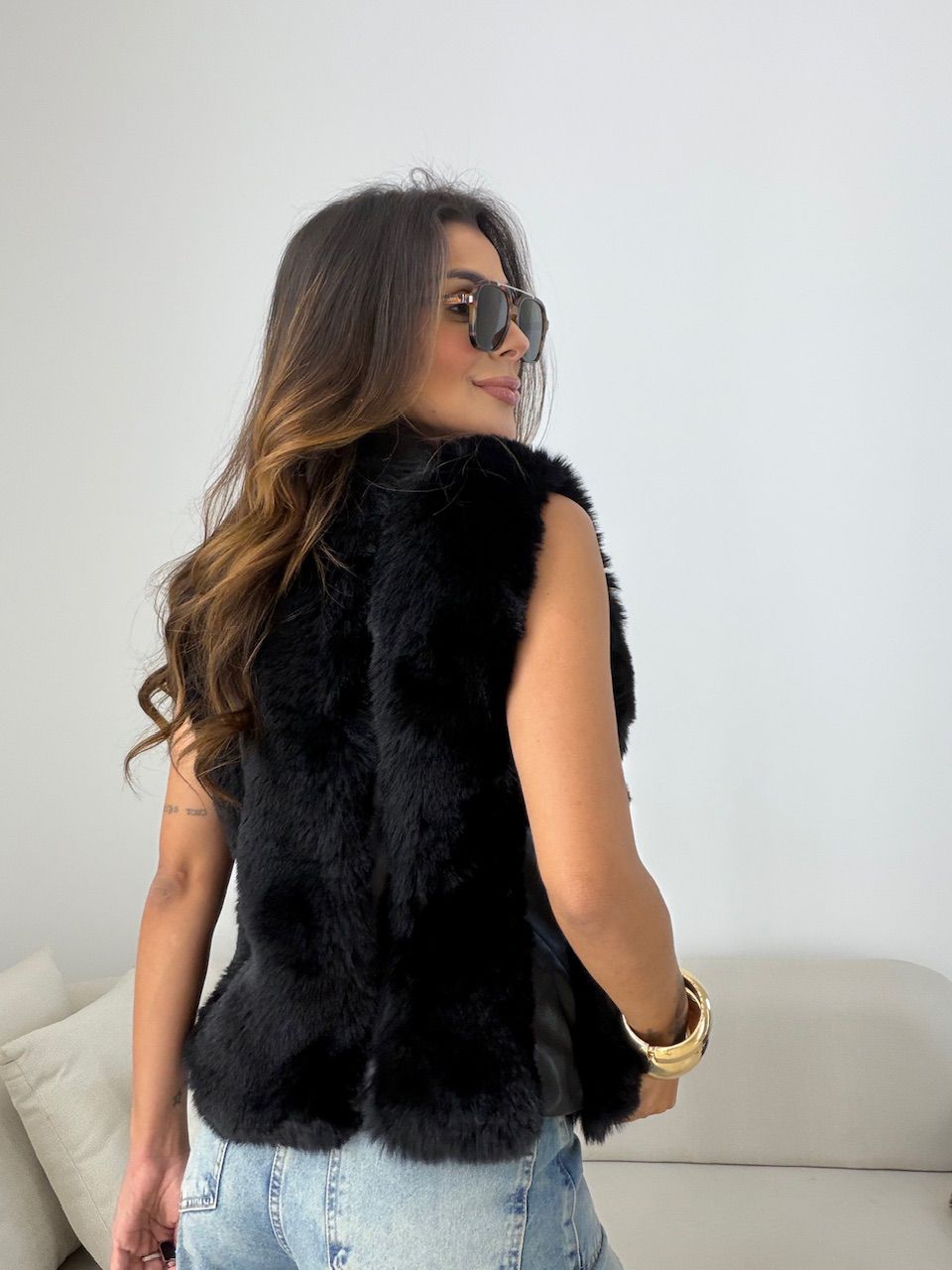 COLETE TAMIRES PELINHOS PRETO