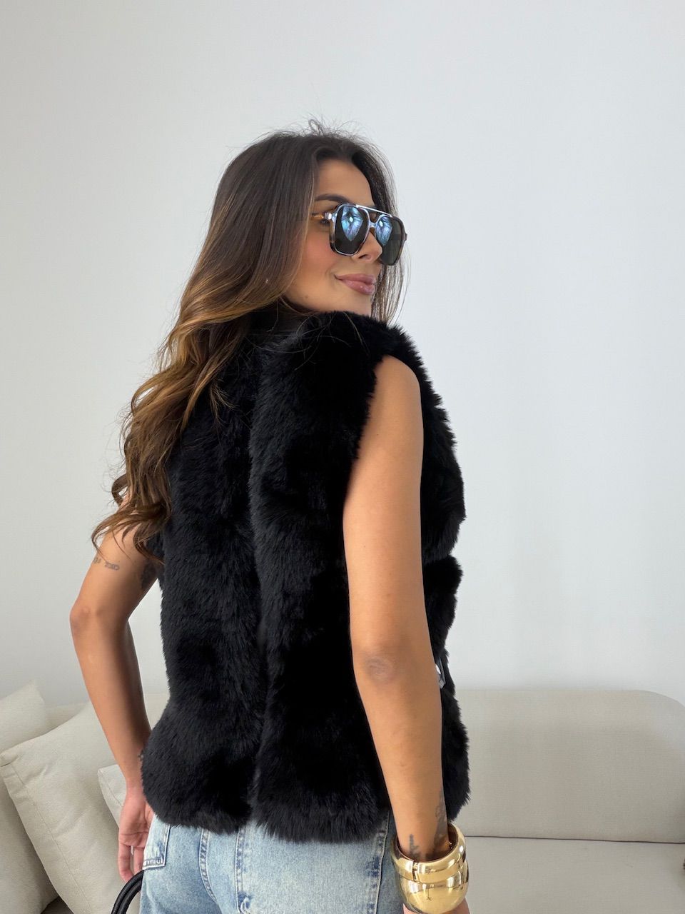 COLETE TAMIRES PELINHOS PRETO