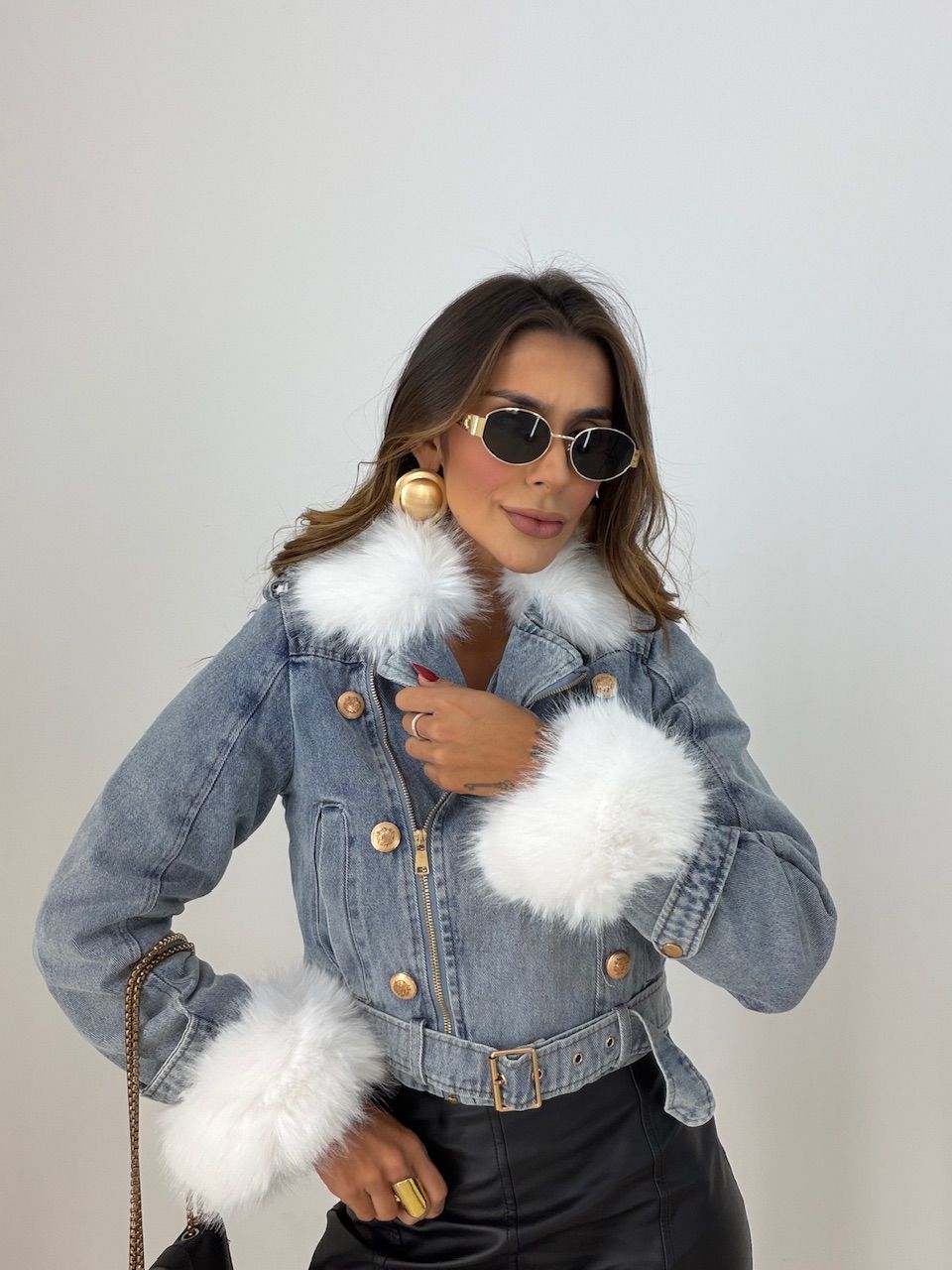 JAQUETA GIOVANA PELINHOS JEANS ESCURO