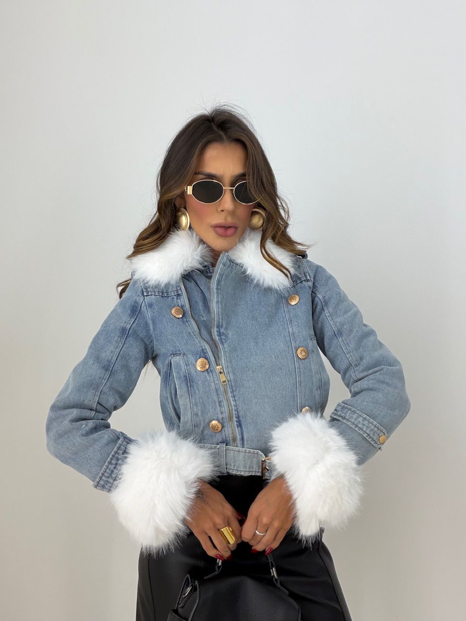 JAQUETA GIOVANA PELINHOS JEANS MÉDIO - 0078210423 - CAROLLA FERRARO