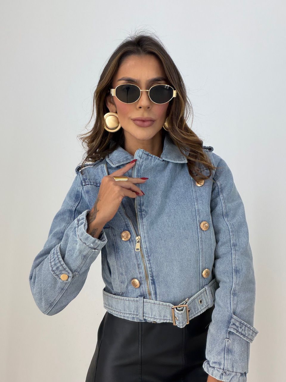 JAQUETA GIOVANA PELINHOS JEANS MÉDIO