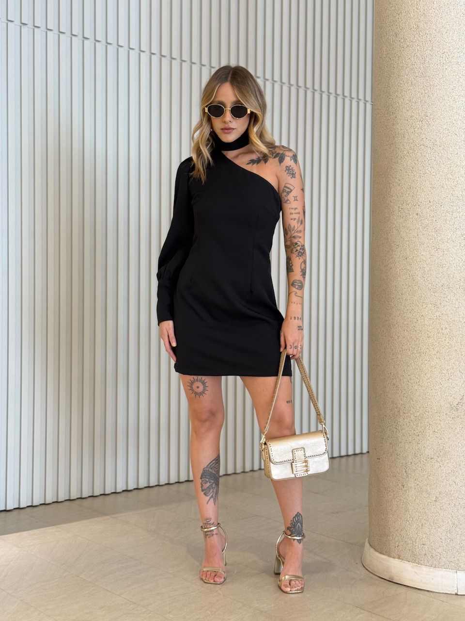 VESTIDO ARIANE NULA MANGA PRETO