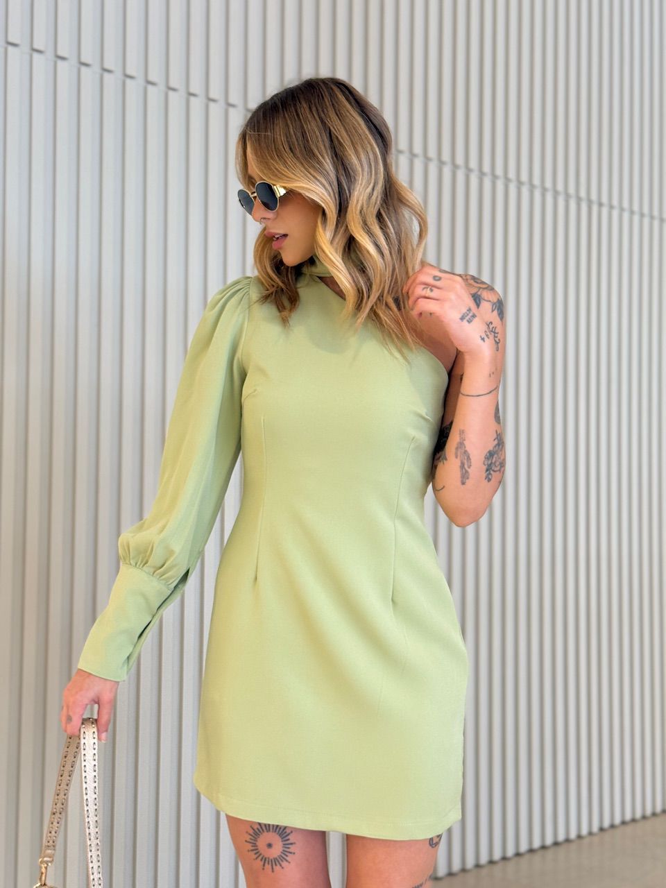 VESTIDO ARIANE NULA MANGA VERDE