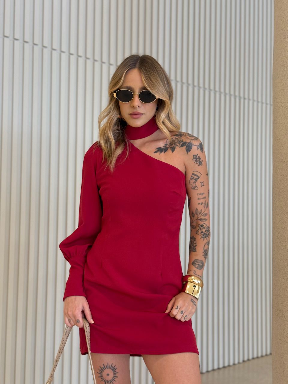 VESTIDO ARIANE NULA MANGA VINHO