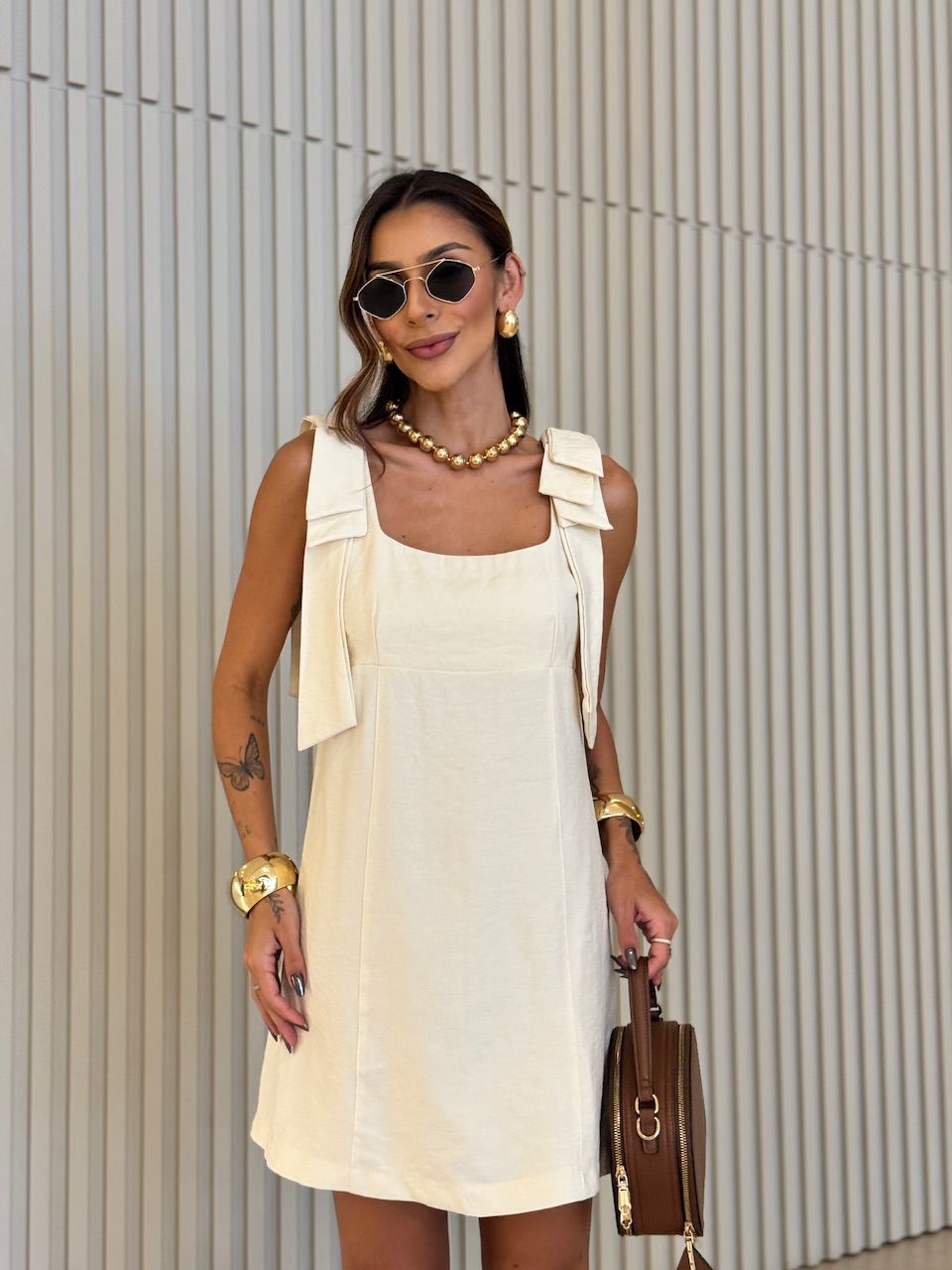 VESTIDO JULLY CURTO AREIA