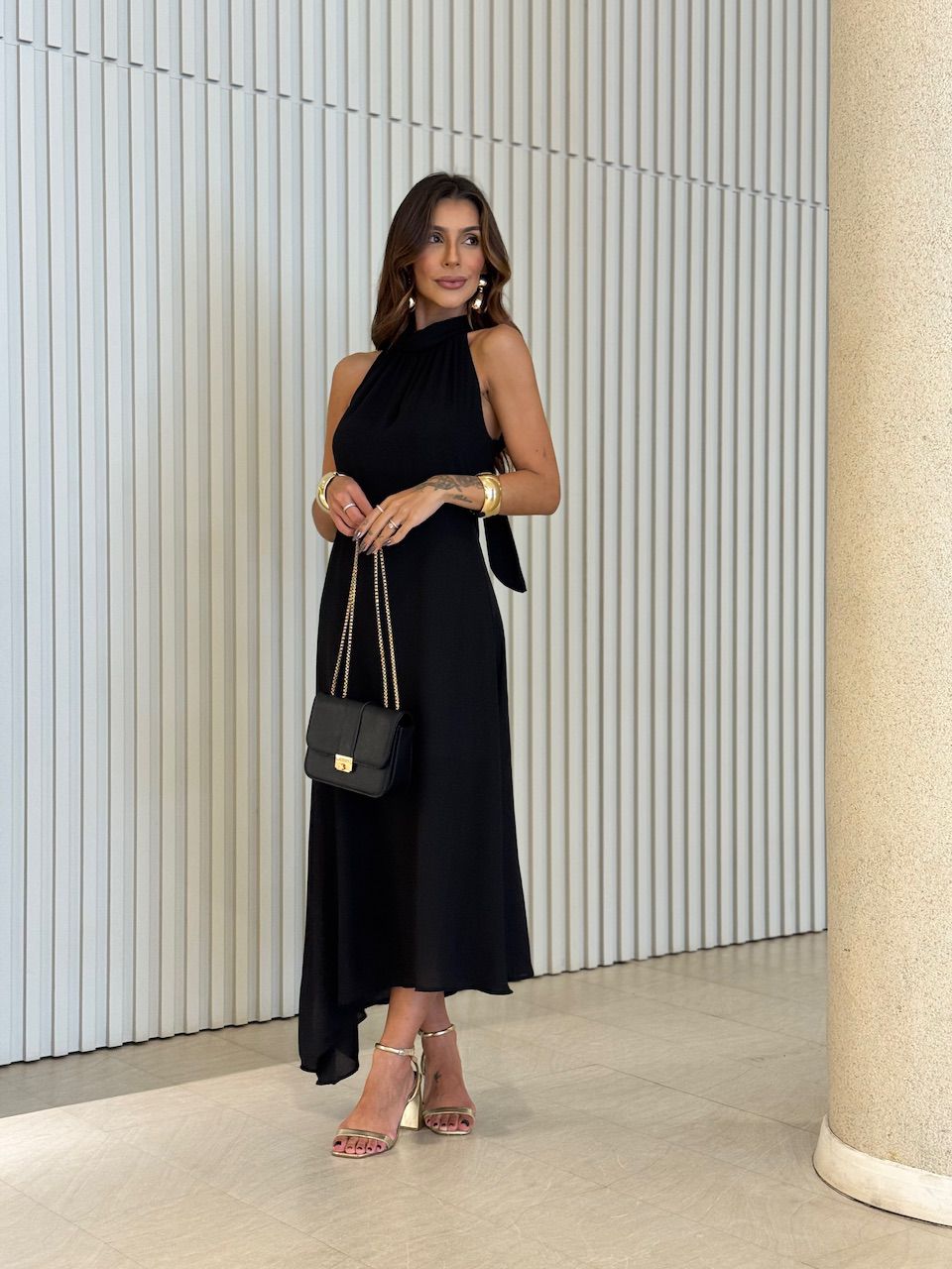 VESTIDO NANDA GOLA PRETO