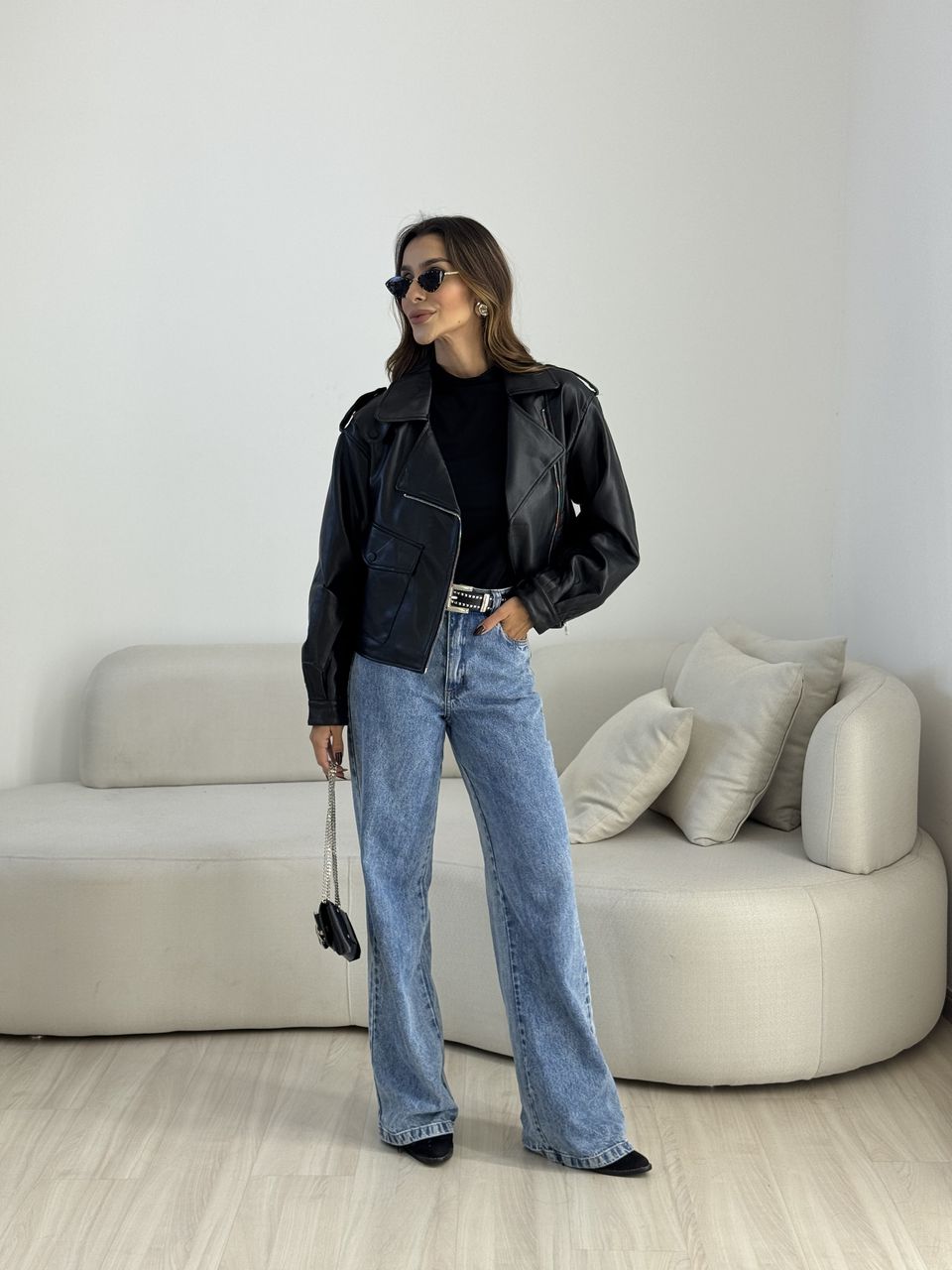 BLUSA ANA LÍVIA MANGA LONGA PRETA