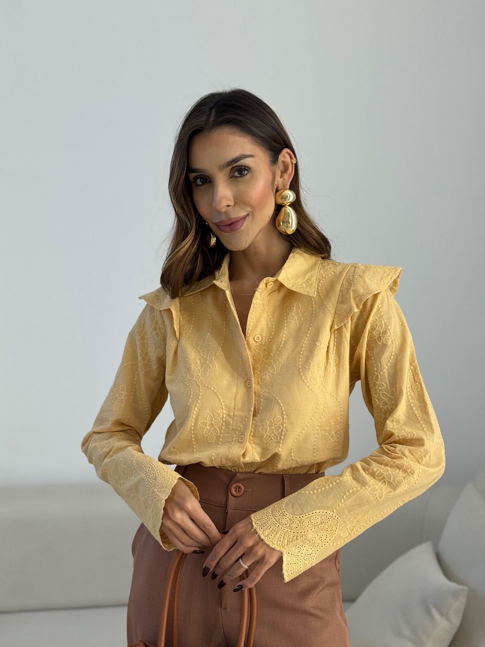 CAMISA CAMILA BORDADA CREME