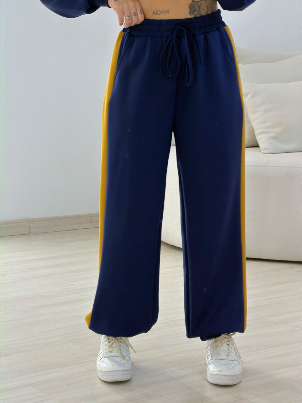 CONJUNTO LAURA CALÇA MARINHO