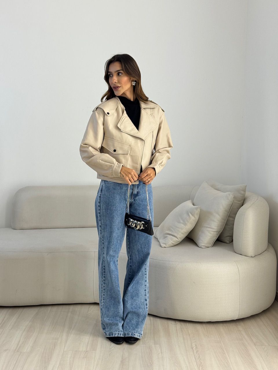 JAQUETA SELENA COURO FAKE AREIA