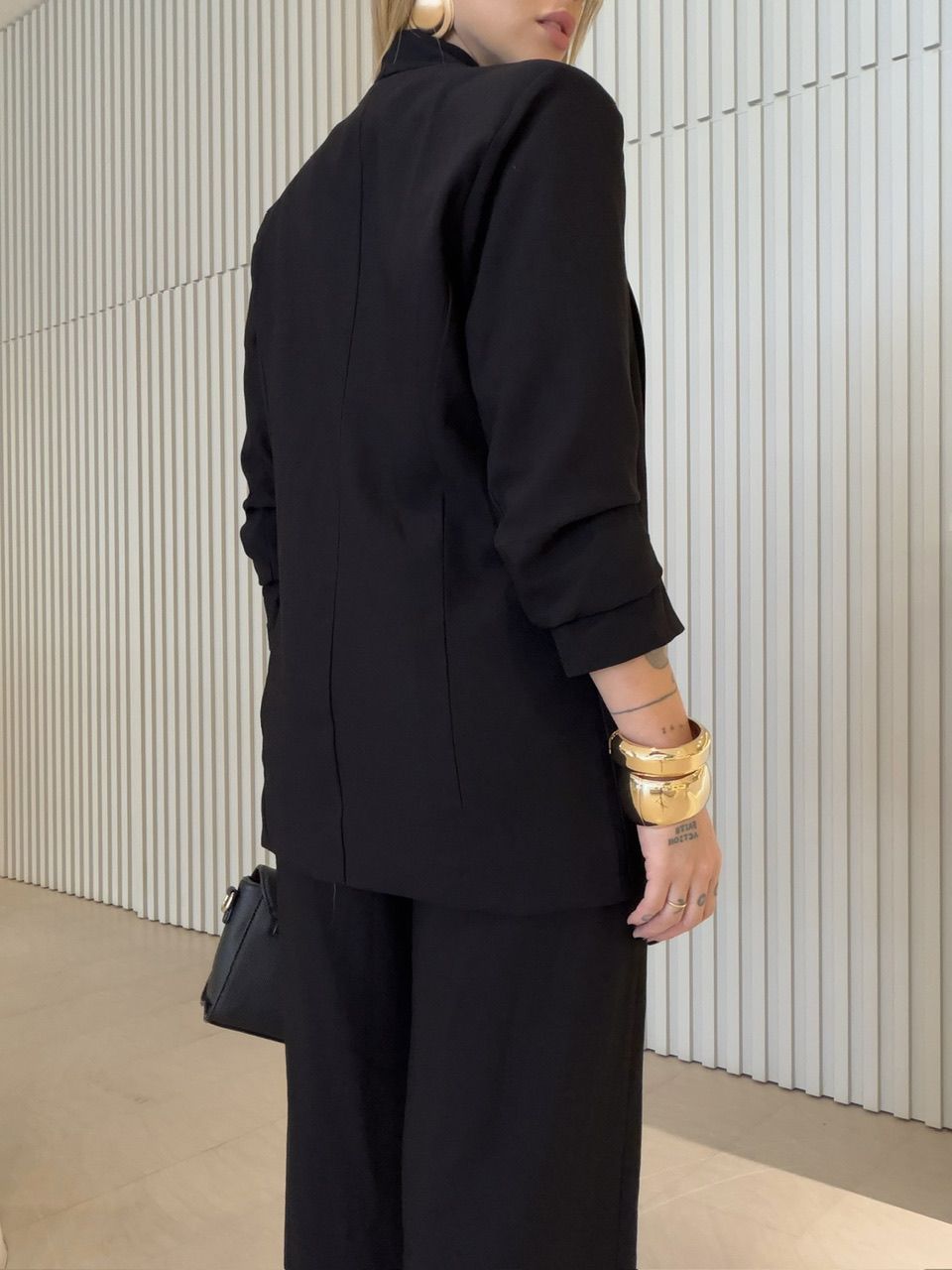 BLAZER EDUARDA MANGA DRAPEADA PRETA