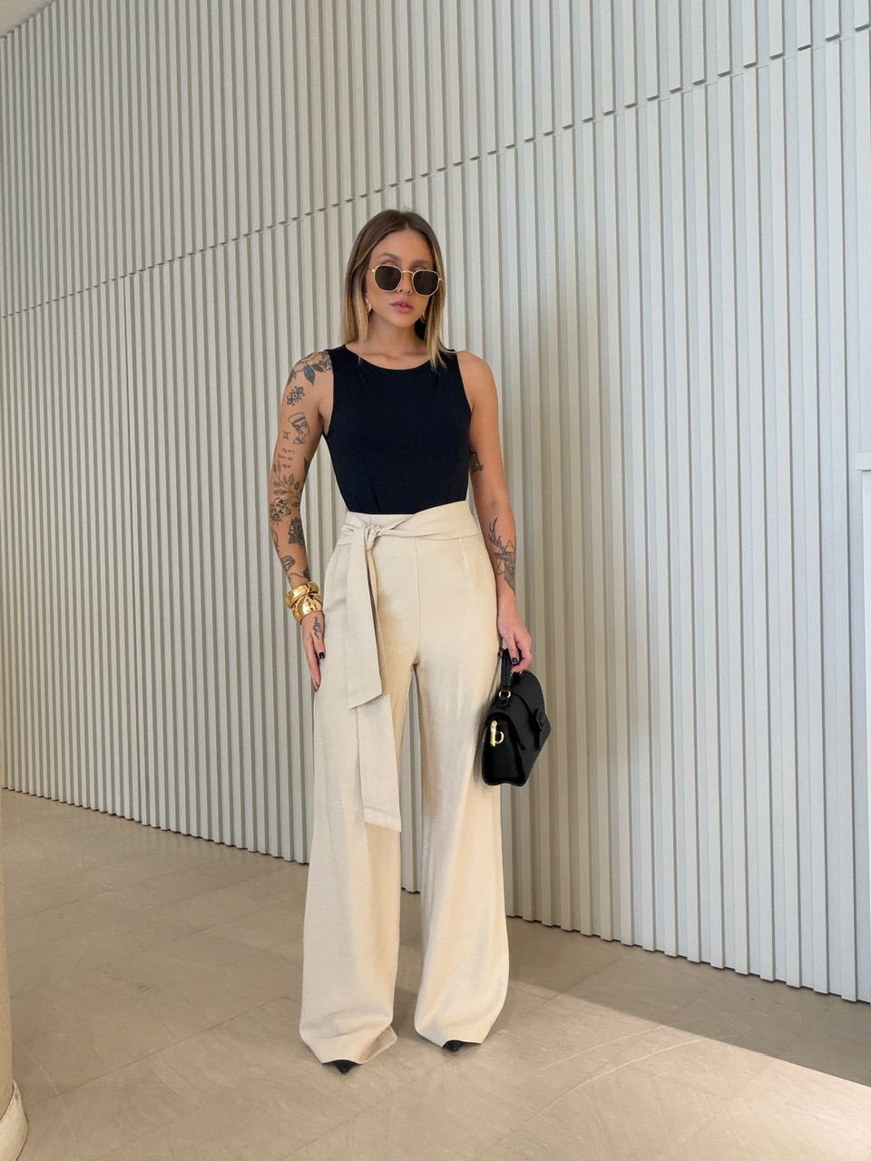 CALÇA KARINE AMARRAÇÃO AREIA - 0075050110 - CAROLLA FERRARO