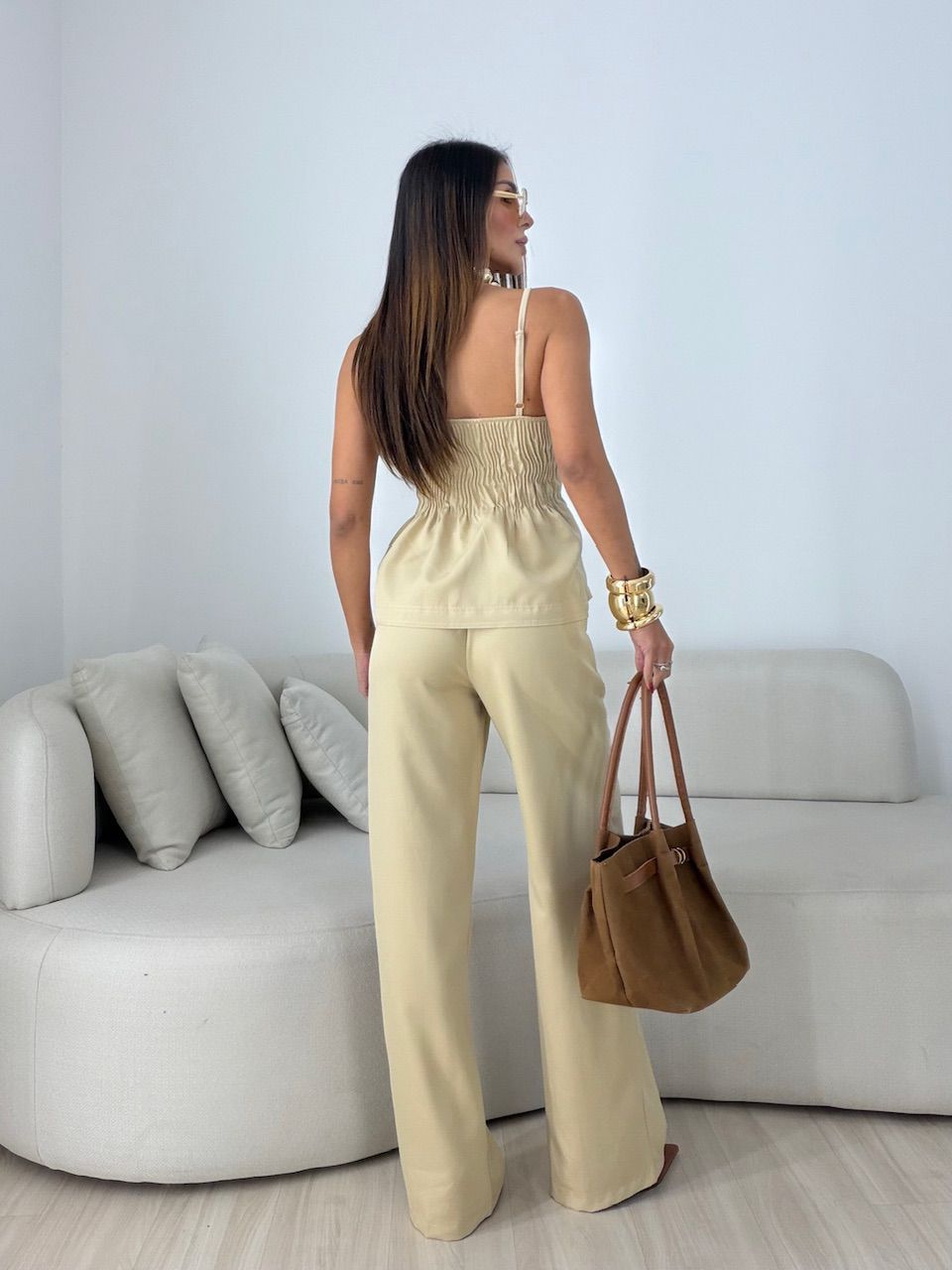 CONJUNTO VALÉRIA BLUSA CALÇA AREIA