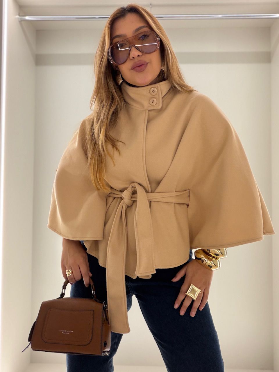 PONCHO PALOMA FAIXA AREIA - 0077990110 - CAROLLA FERRARO