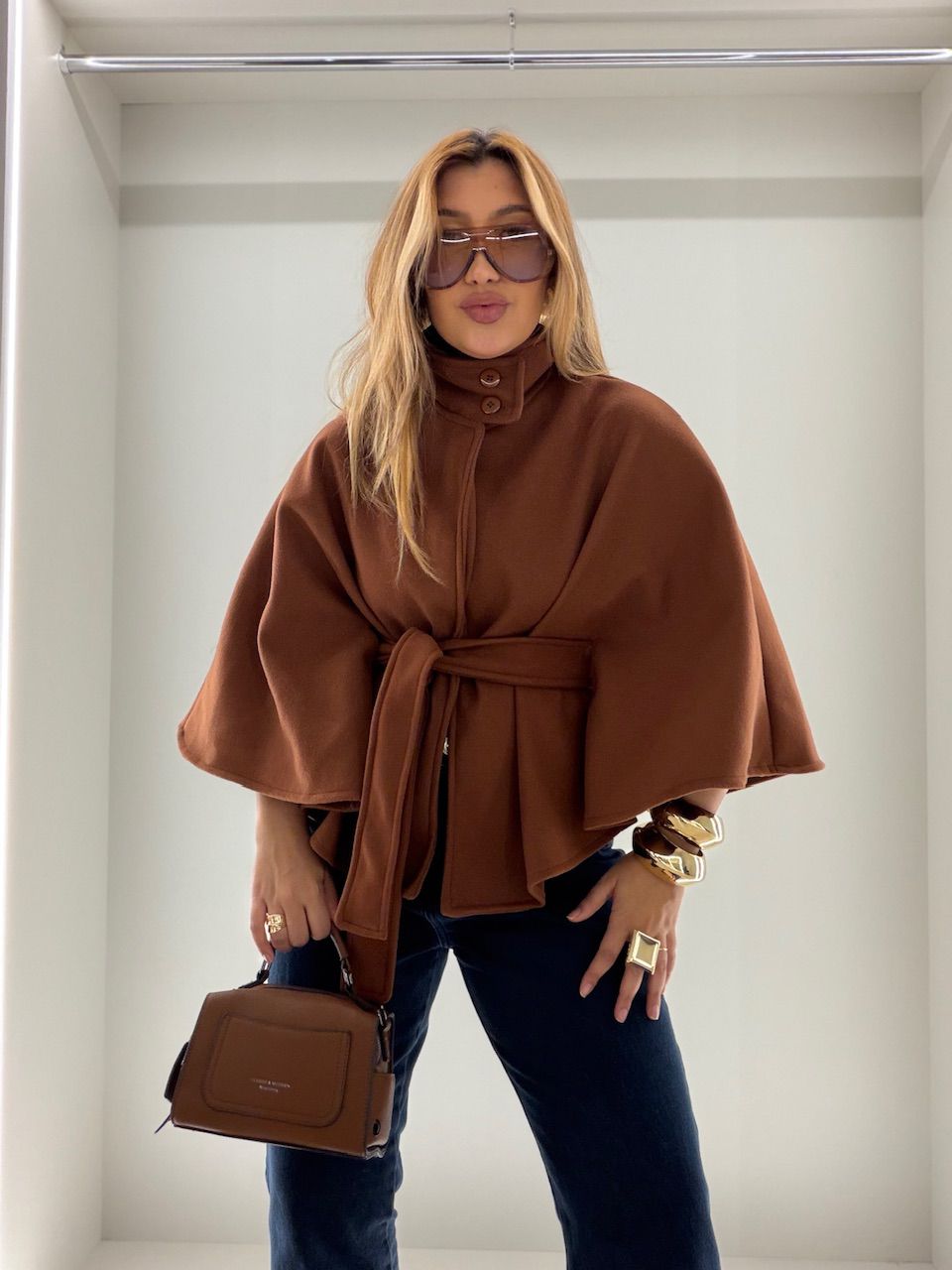 PONCHO PALOMA FAIXA CARAMELO - 0077990095 - CAROLLA FERRARO