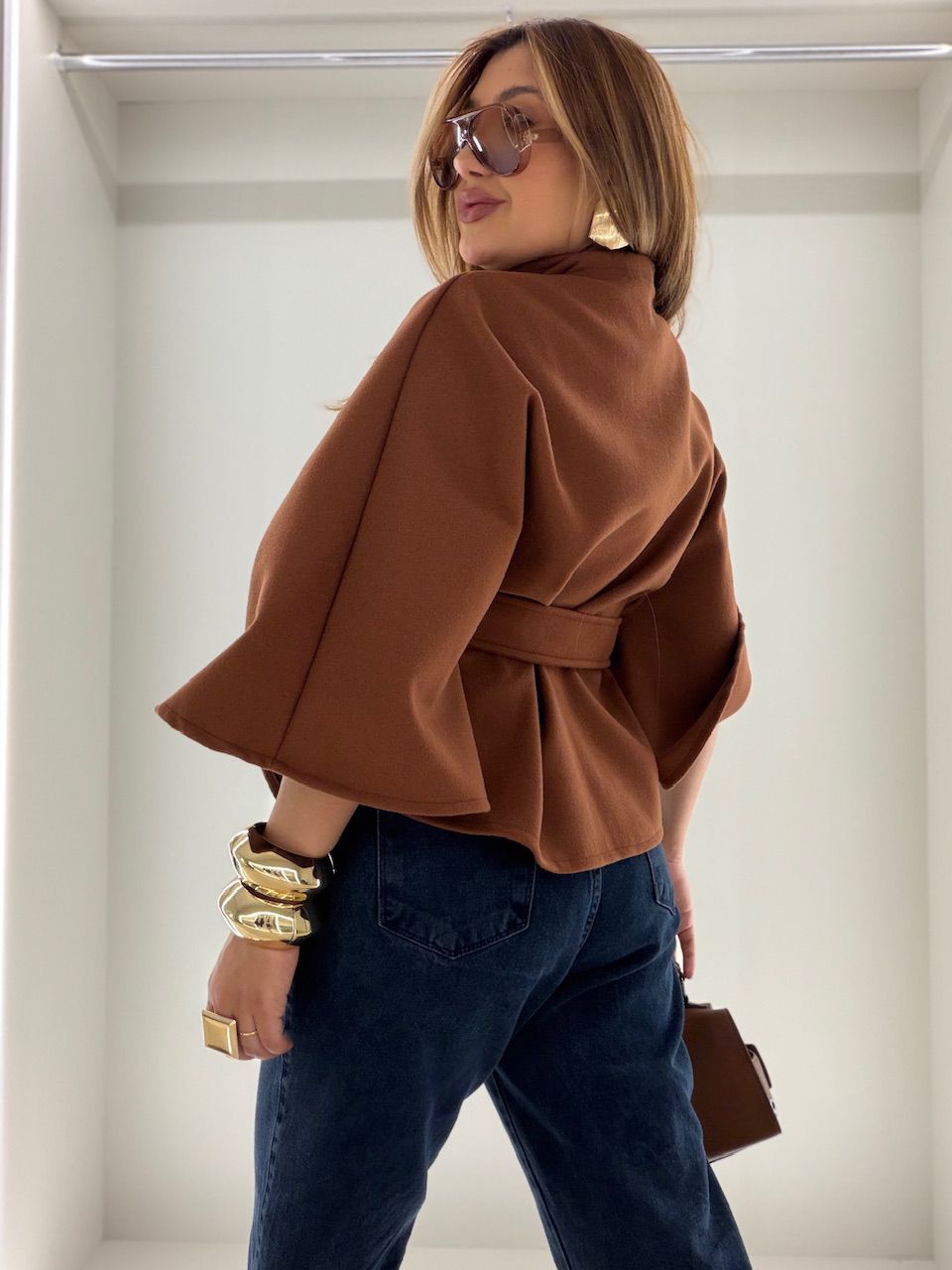 PONCHO PALOMA FAIXA CARAMELO
