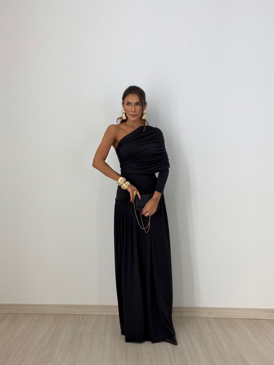 VESTIDO MARIA LAURA NULA MANGA PRETO