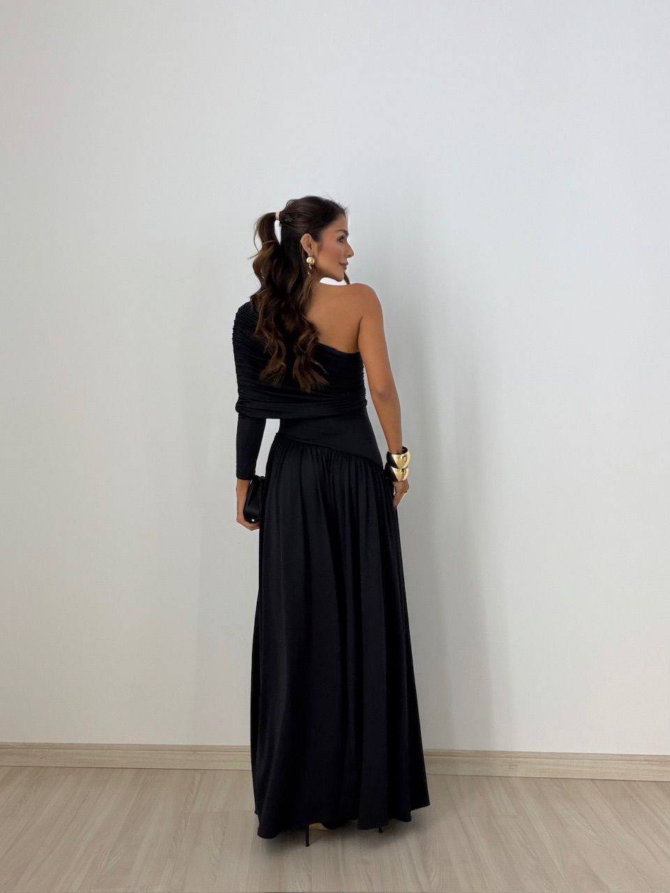 VESTIDO MARIA LAURA NULA MANGA PRETO