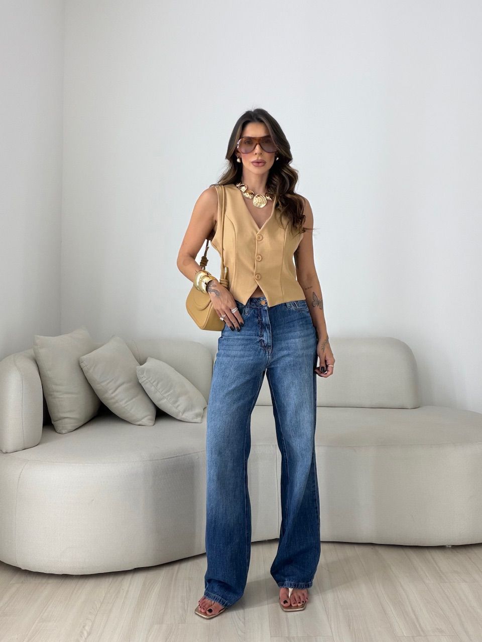 COLETE LÍVIA ALFAIATARIA NUDE