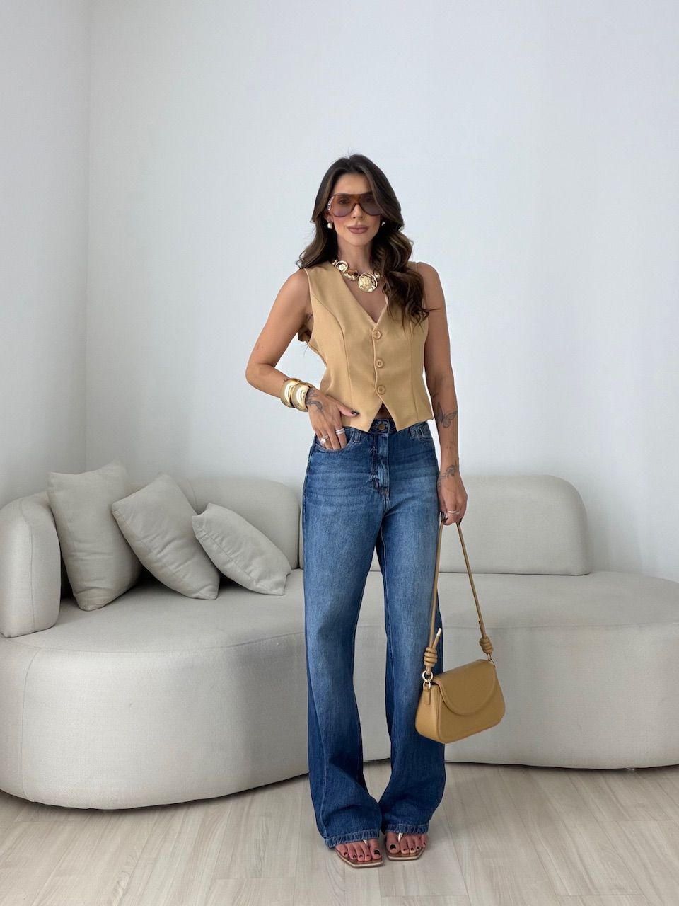 COLETE LÍVIA ALFAIATARIA NUDE