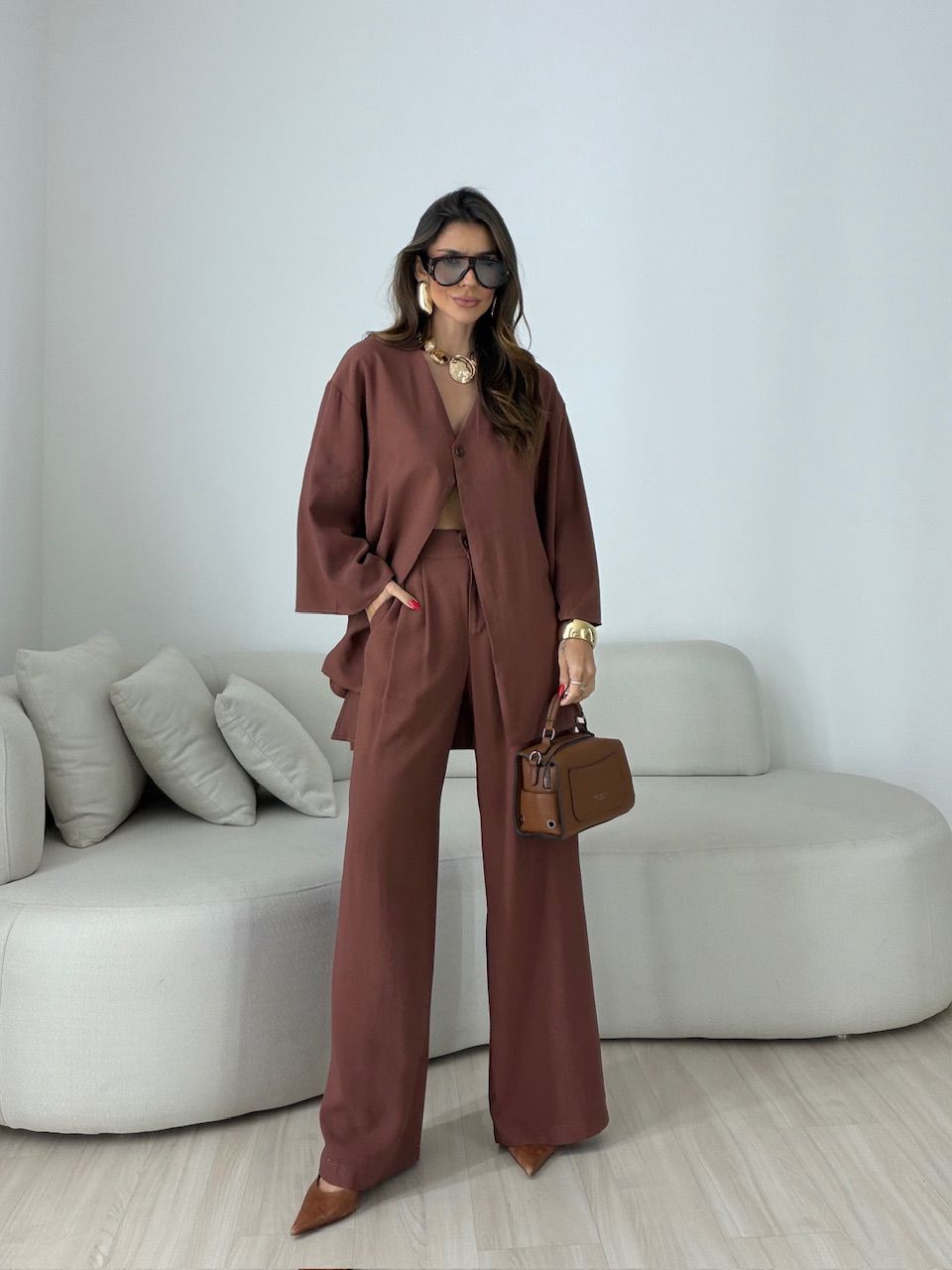 CONJUNTO ODETTE CALÇA MARROM - 0079940054 - CAROLLA FERRARO