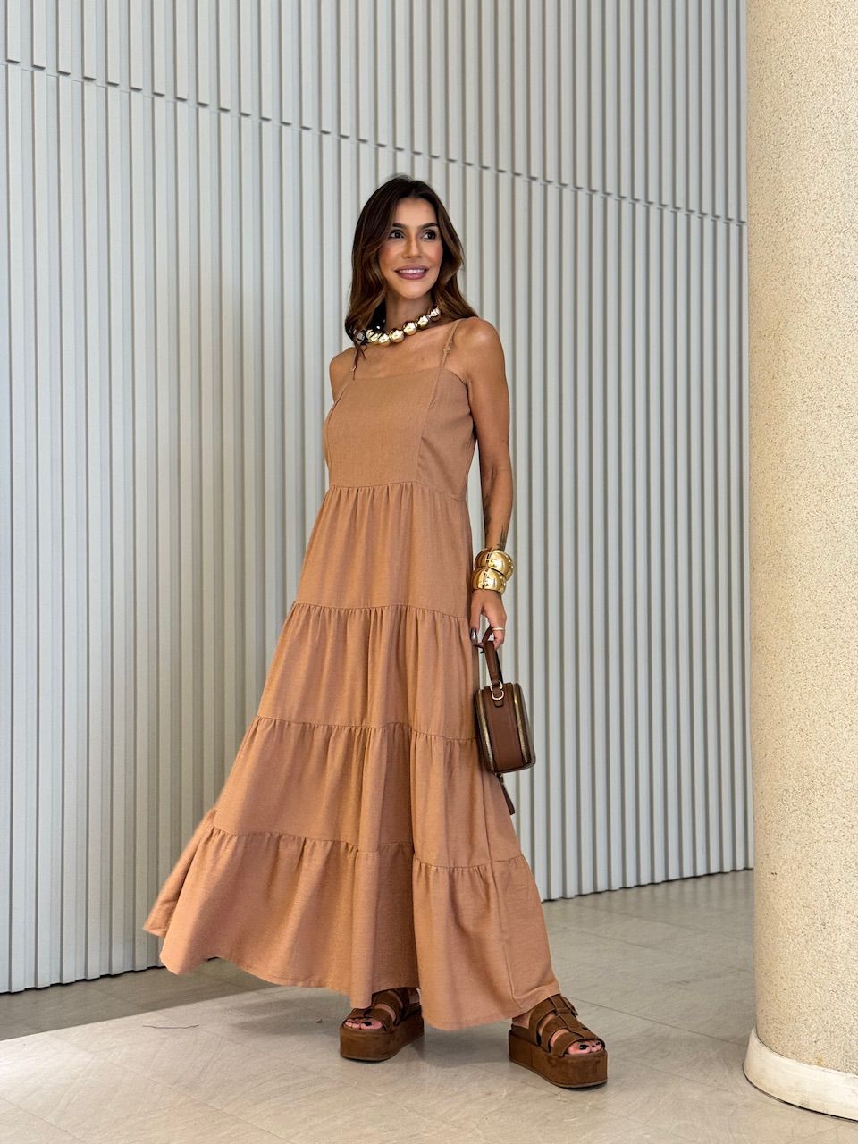 VESTIDO JÉSSICA ALCINHA CAPUCCINO 