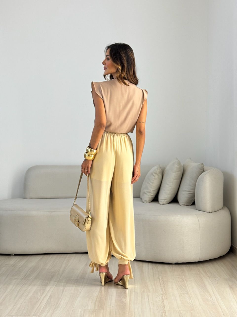 BLUSA MELINDA BABADO NUDE