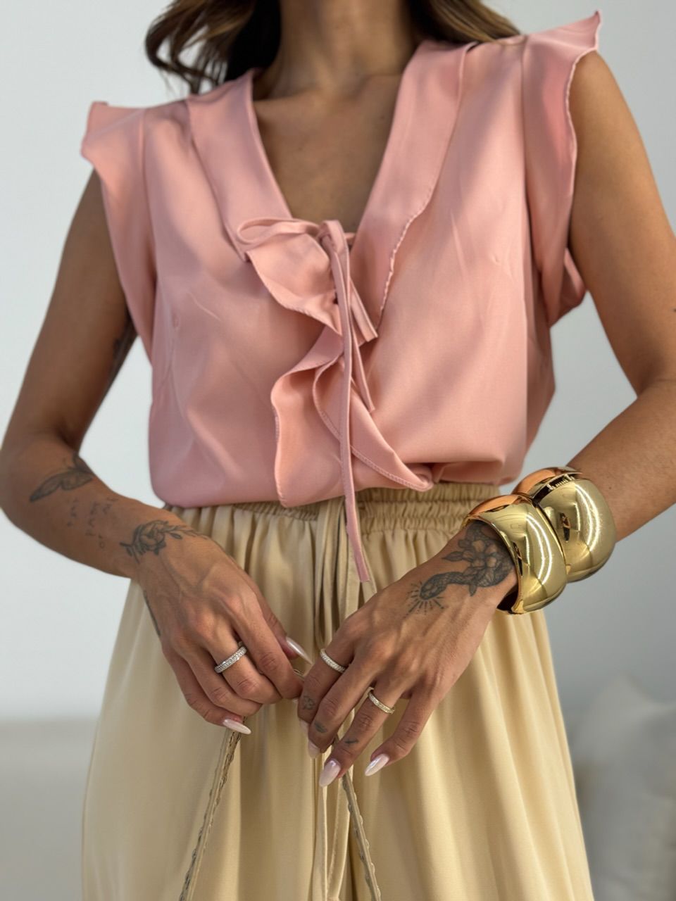 BLUSA MELINDA BABADO ROSÊ