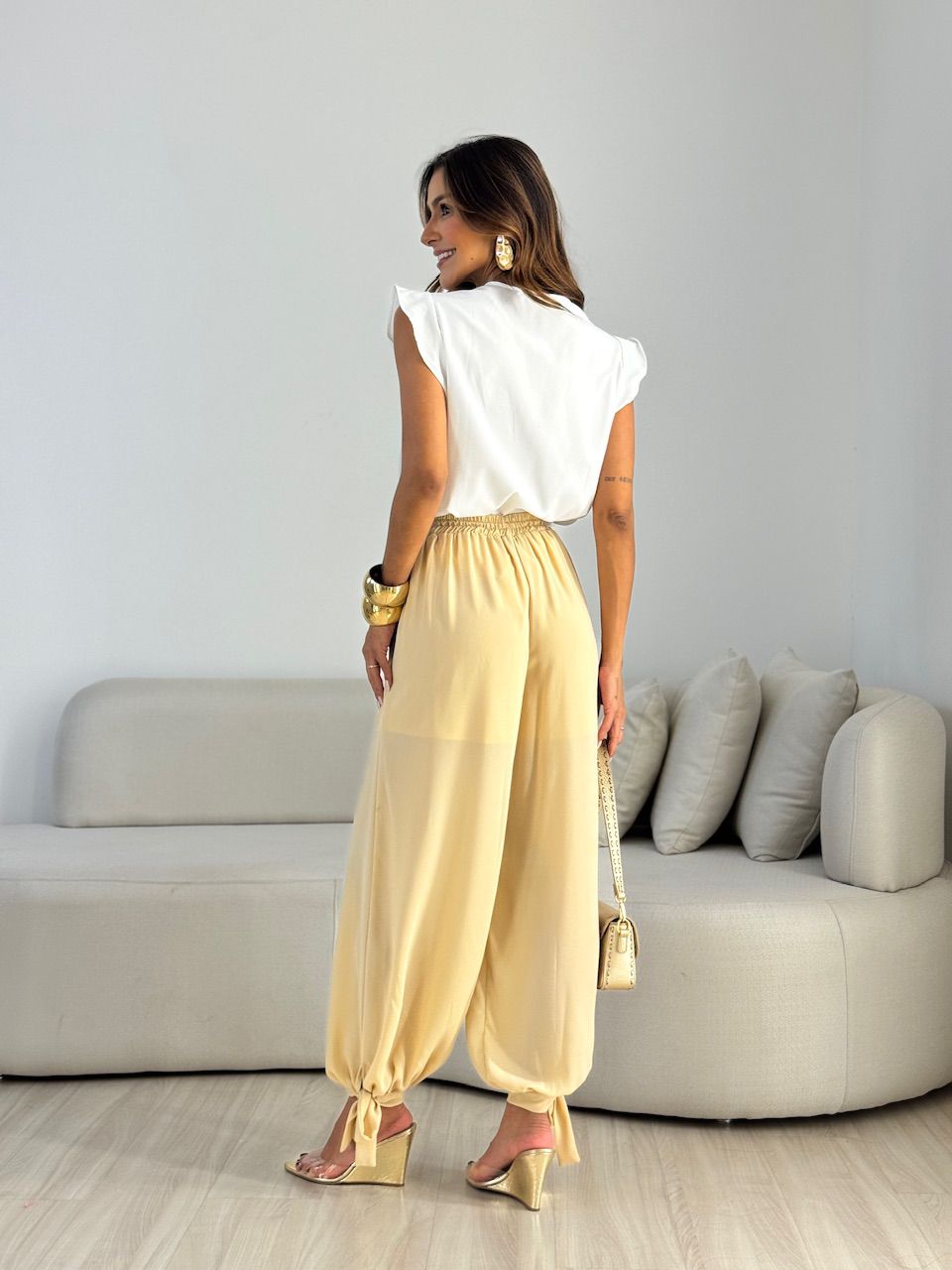 CALÇA CARLA ALADIM AREIA