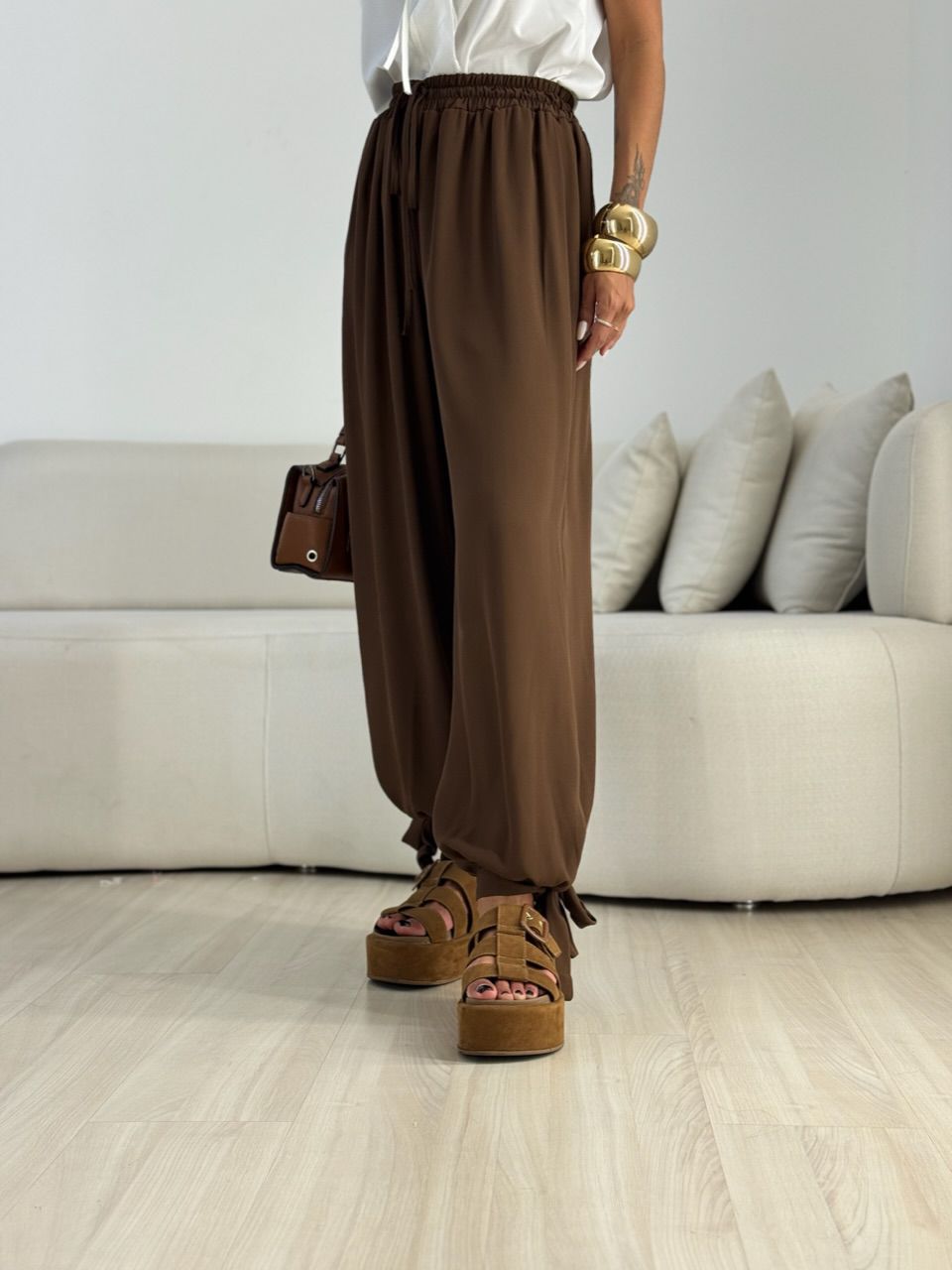 CALÇA CARLA ALADIM MARROM
