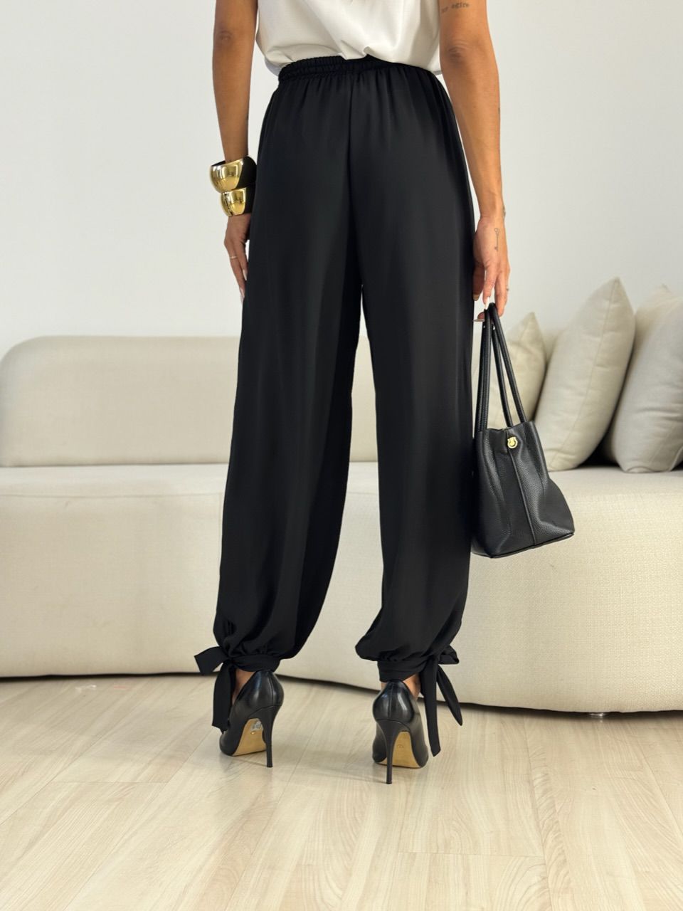 CALÇA CARLA ALADIM PRETA