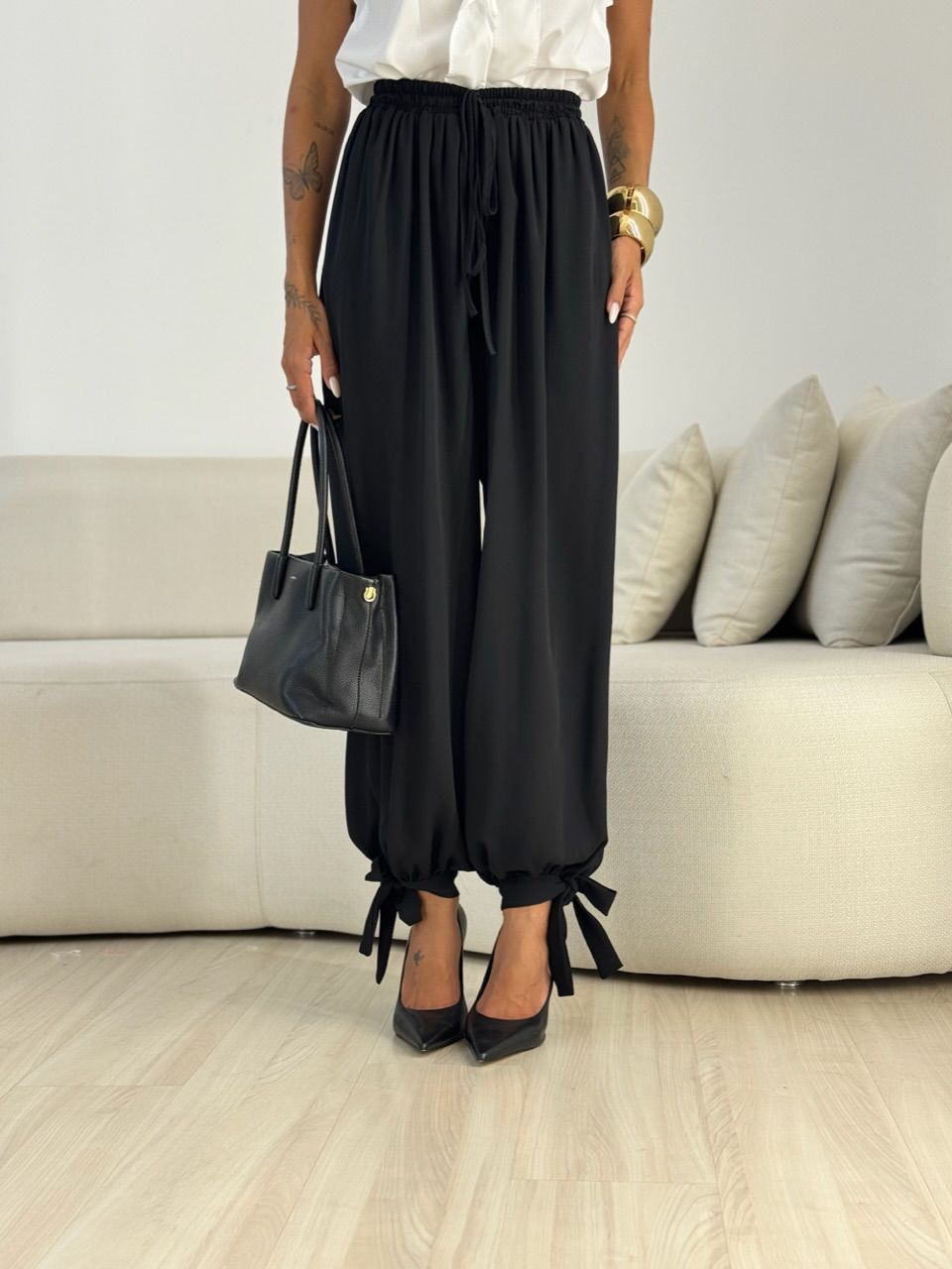 CALÇA CARLA ALADIM PRETA