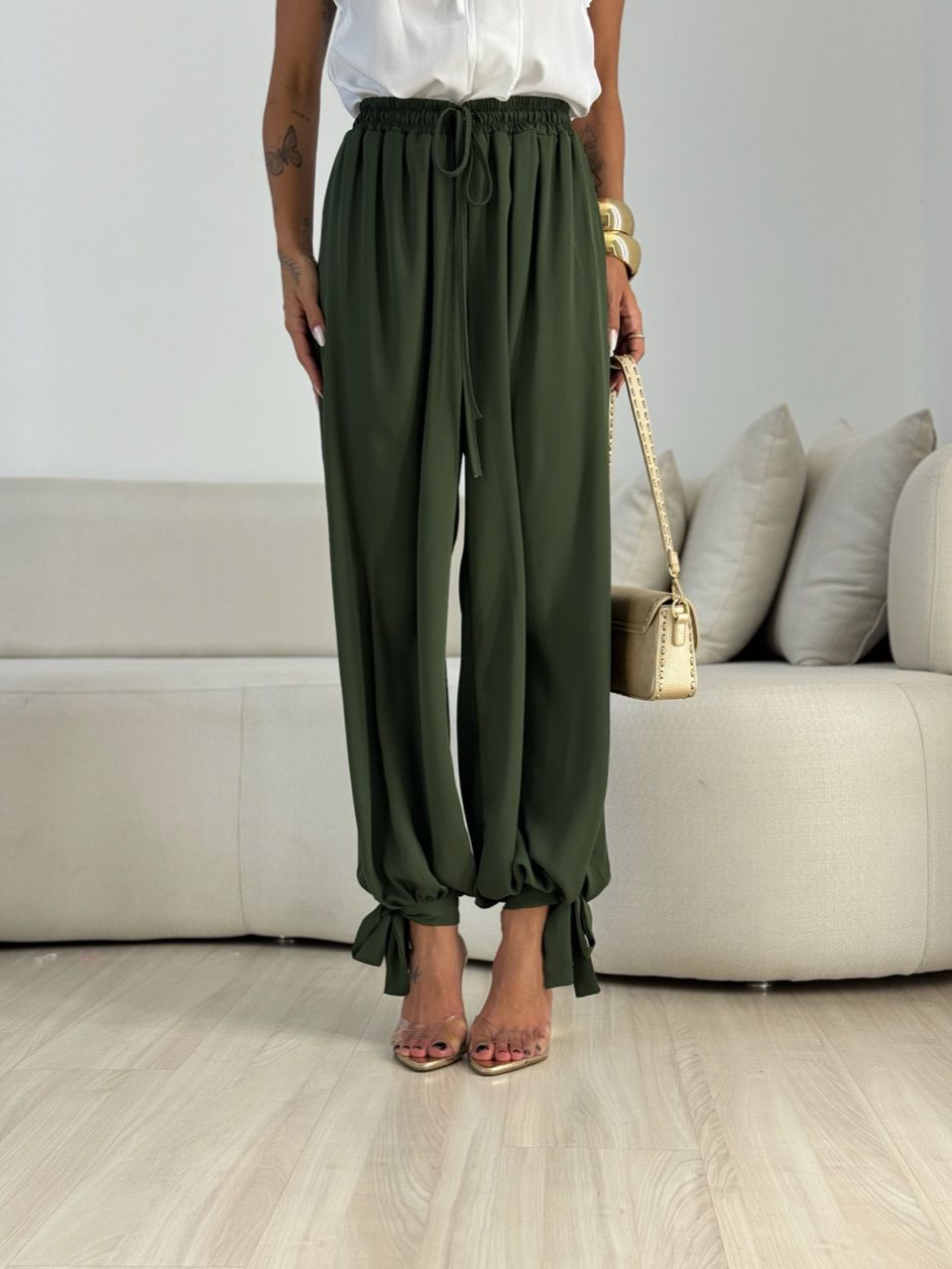 CALÇA CARLA ALADIM VERDE MUSGO