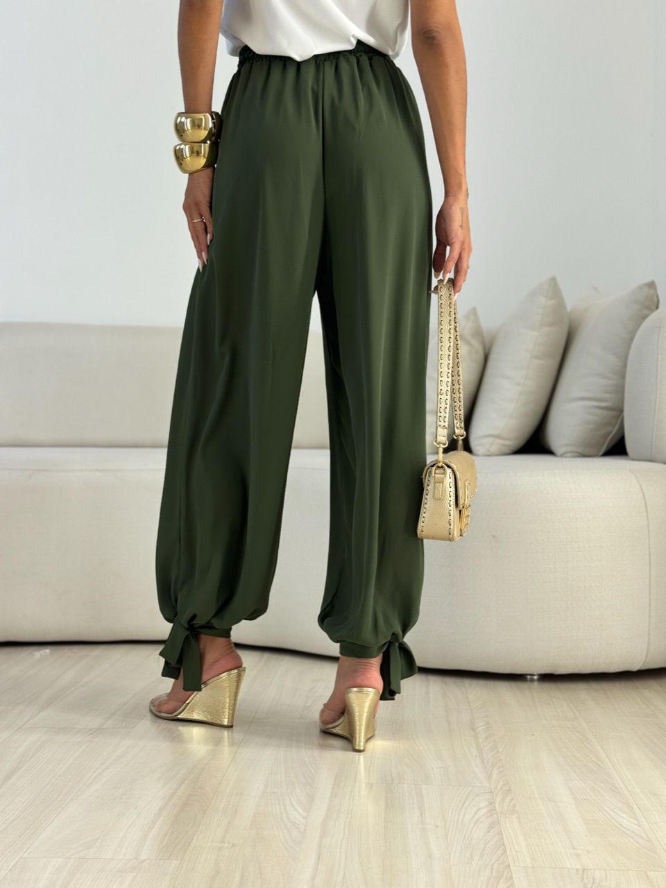 CALÇA CARLA ALADIM VERDE MUSGO
