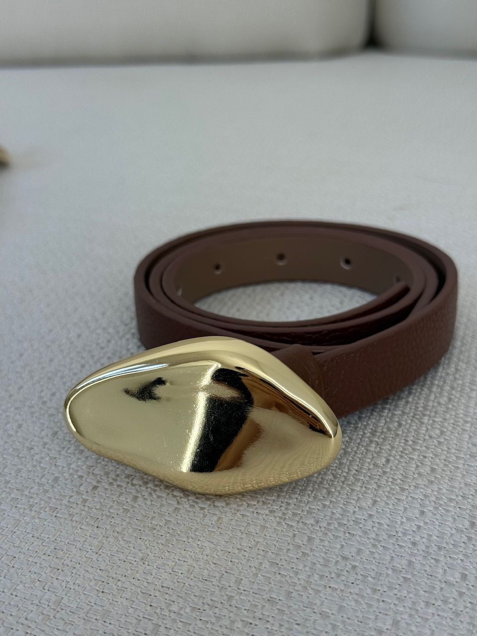 CINTO CAMILA FINO MARROM