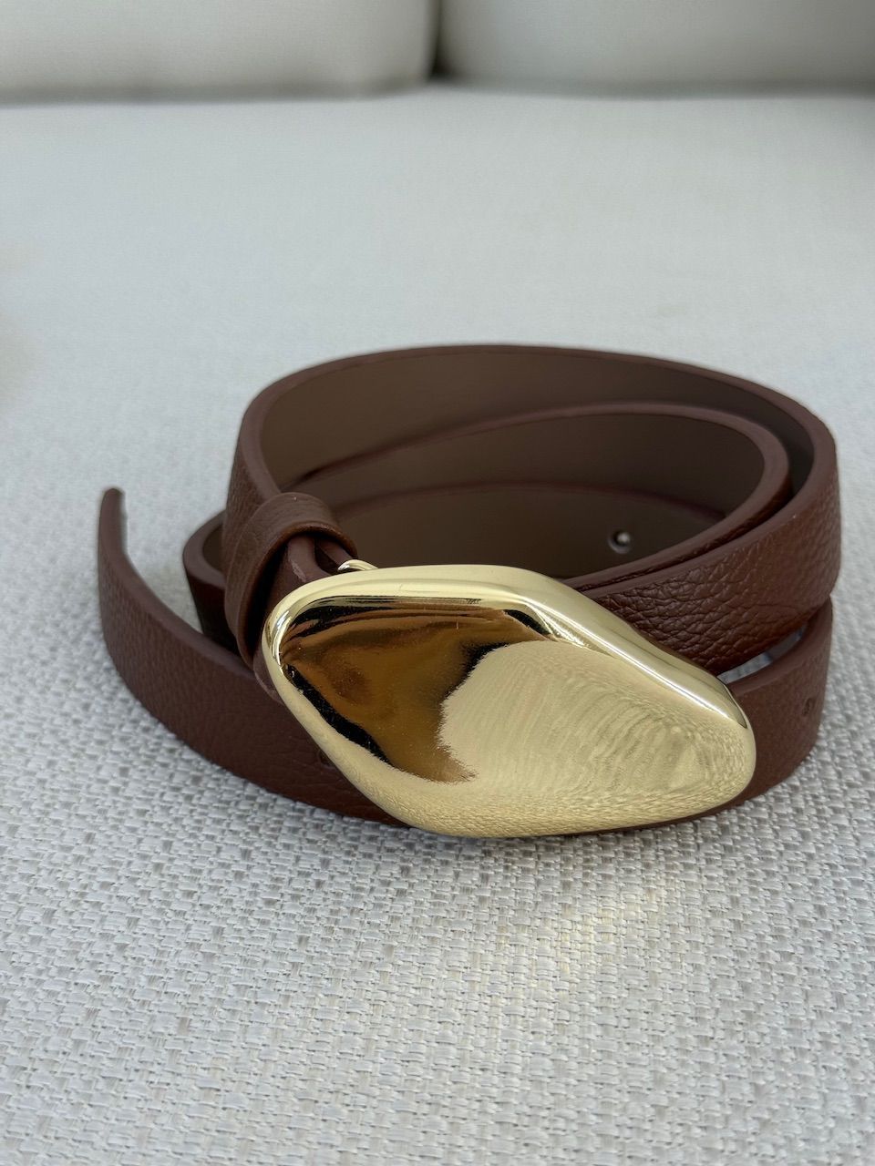 CINTO CAMILA FINO MARROM